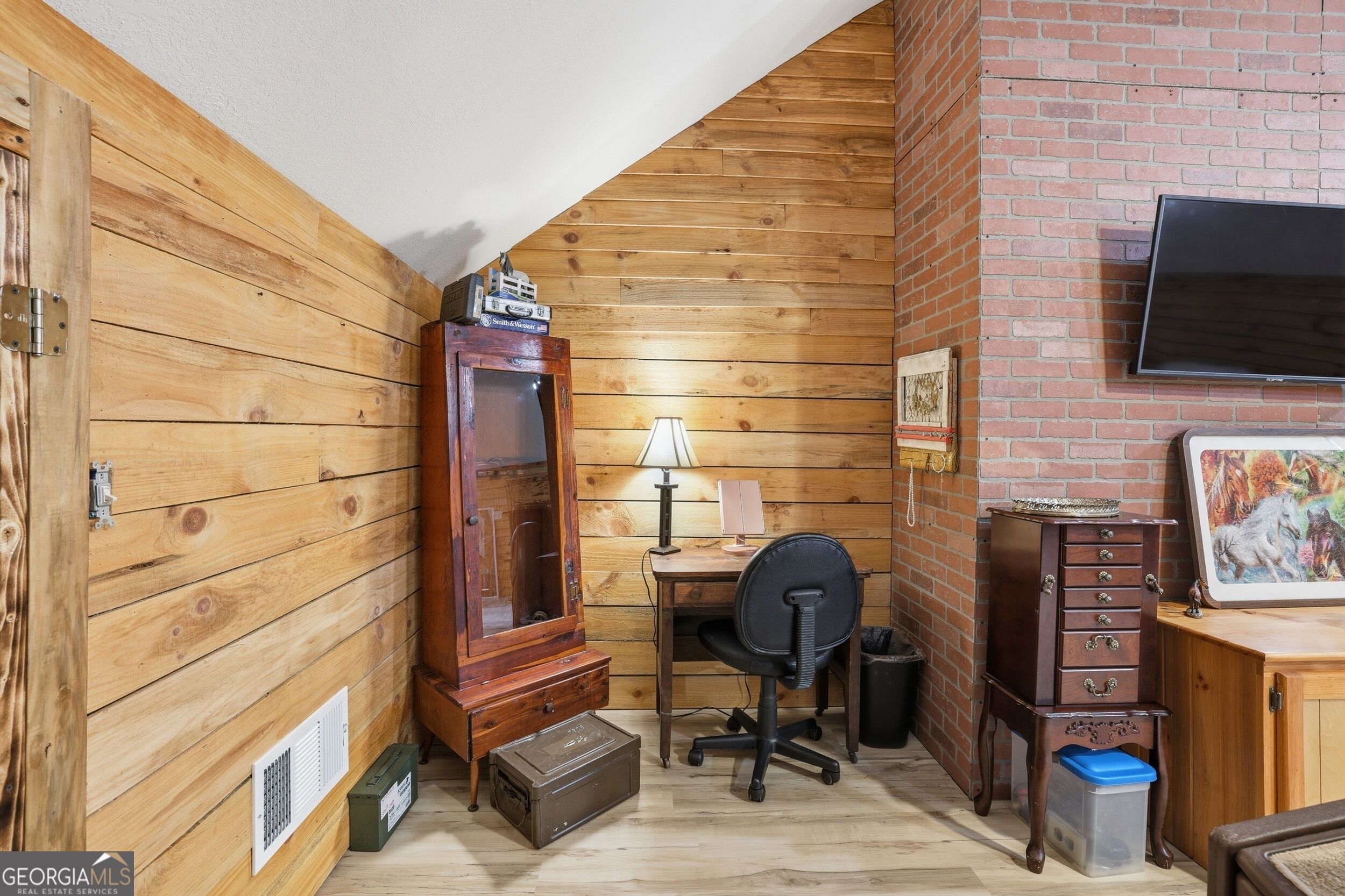 60 Cady Lane Property Photo 21
