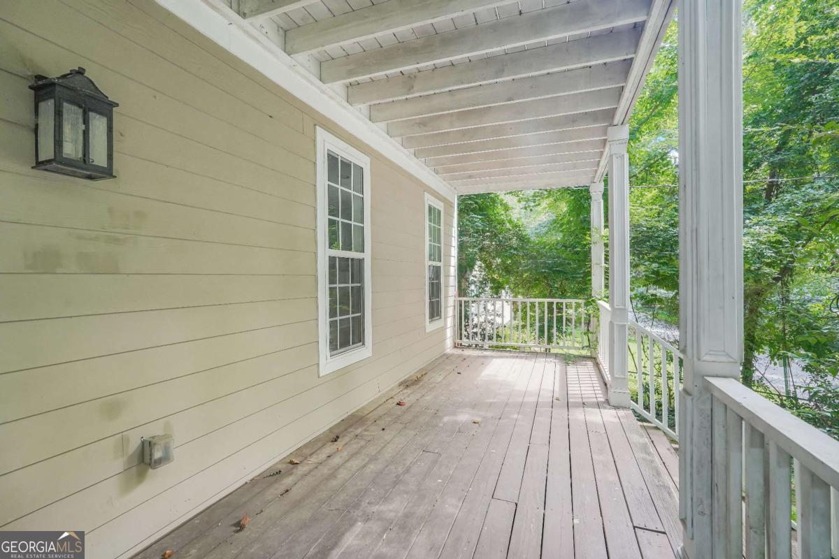 481 Pine Drive Property Photo 6