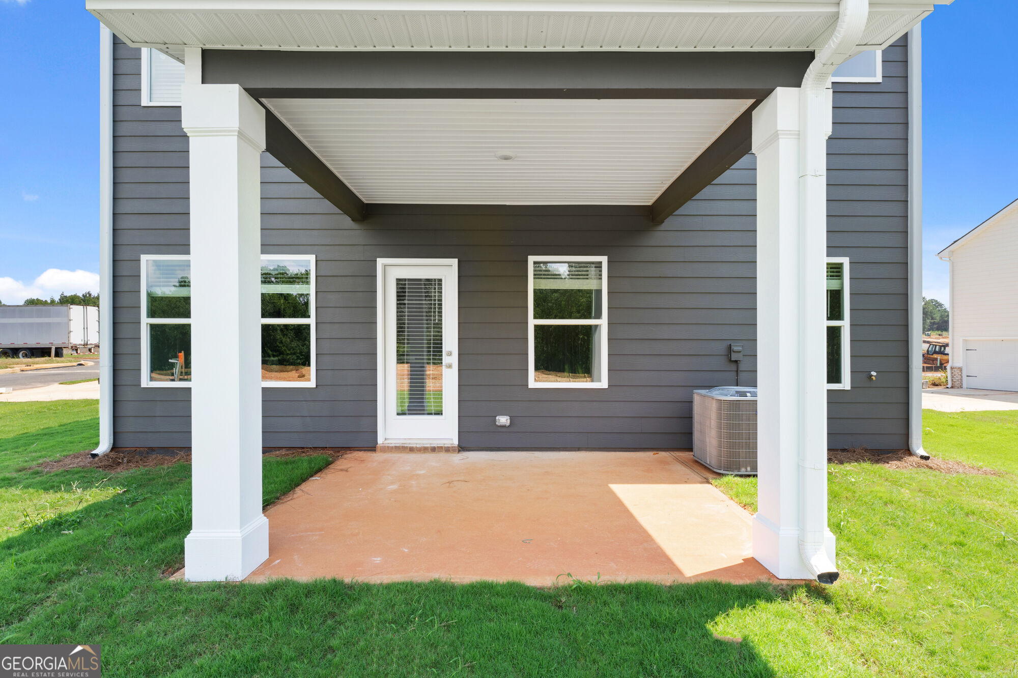 252 Spring Lake Drive Property Photo 7