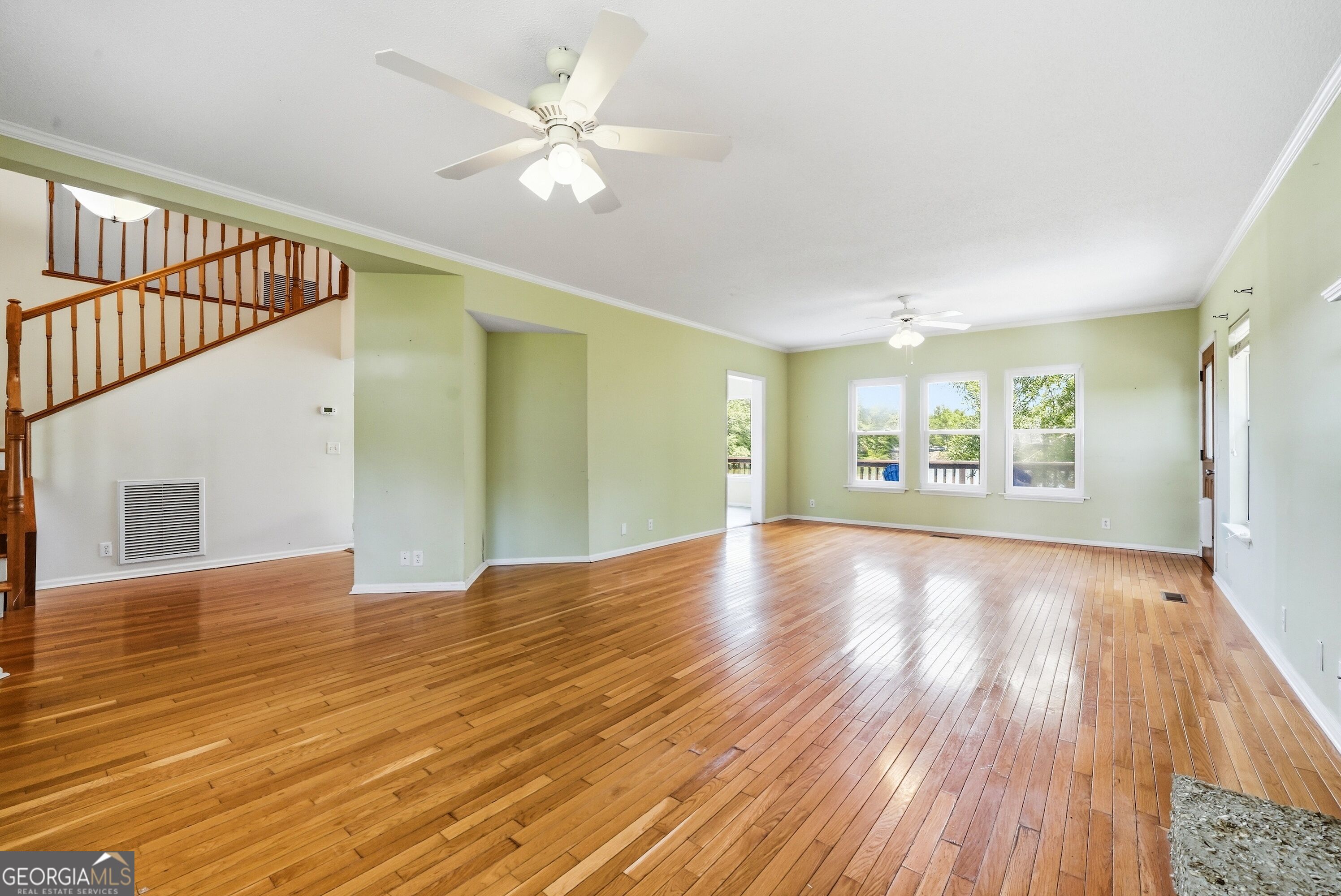 109 Sandcastle Way Property Photo 6