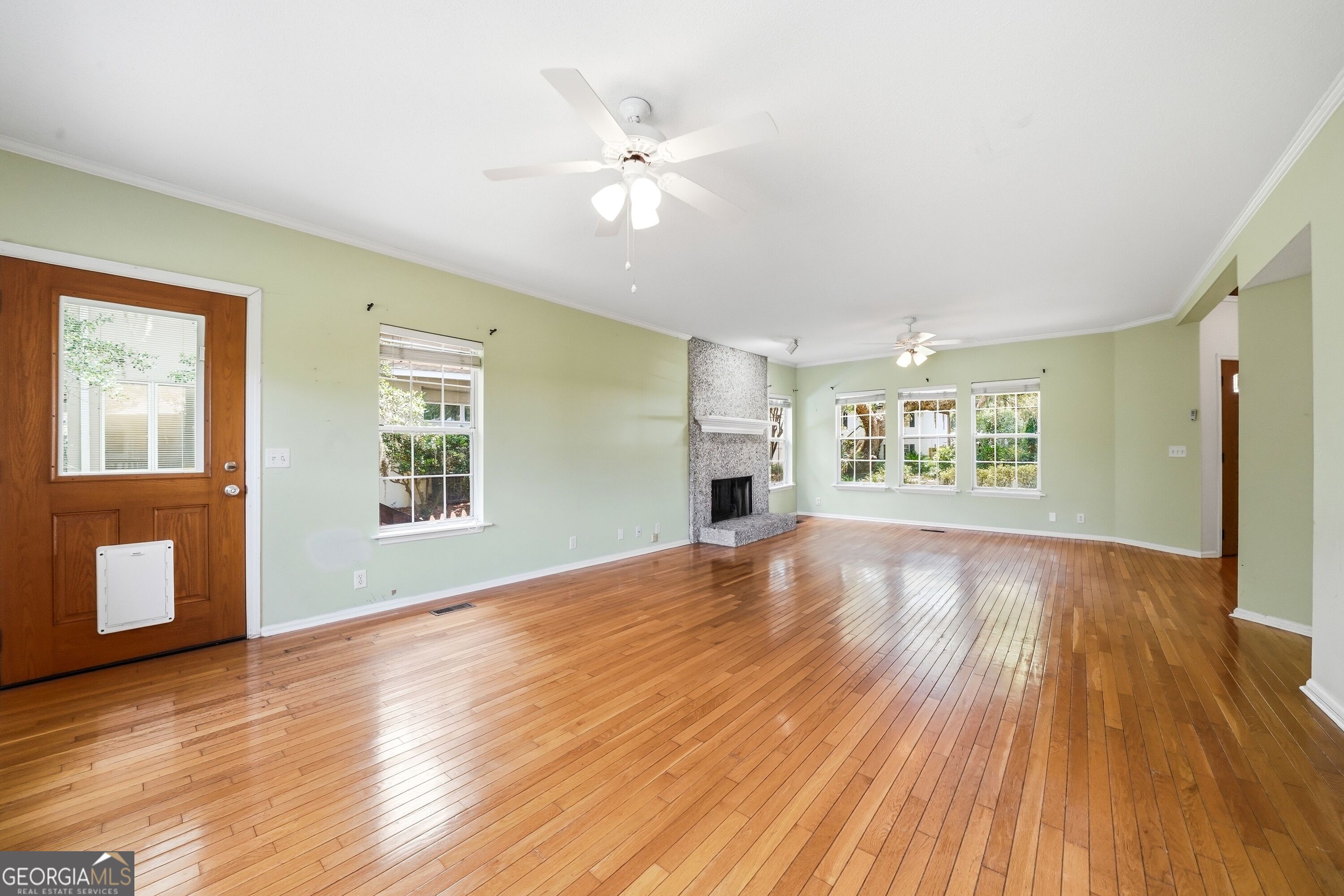 109 Sandcastle Way Property Photo 7