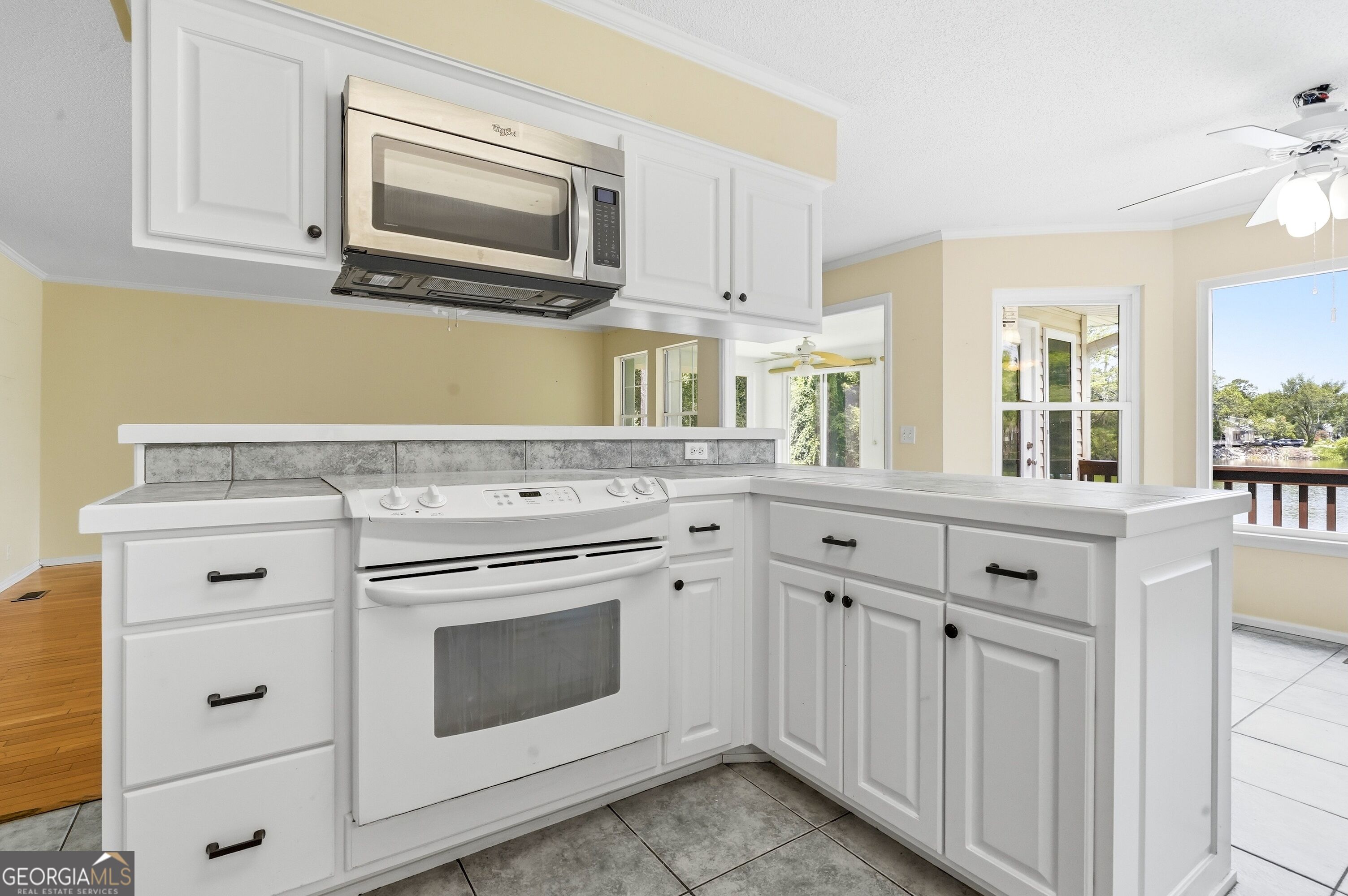 109 Sandcastle Way Property Photo 11