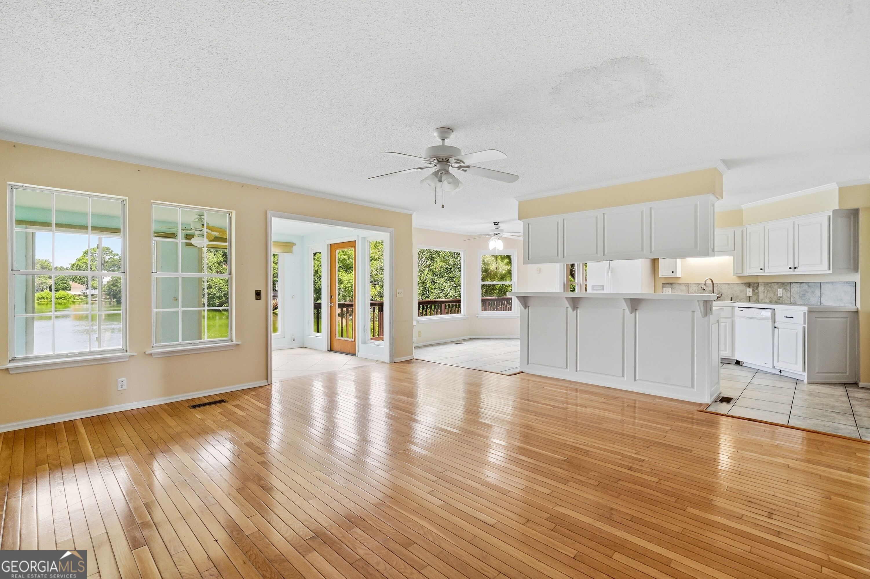 109 Sandcastle Way Property Photo 15