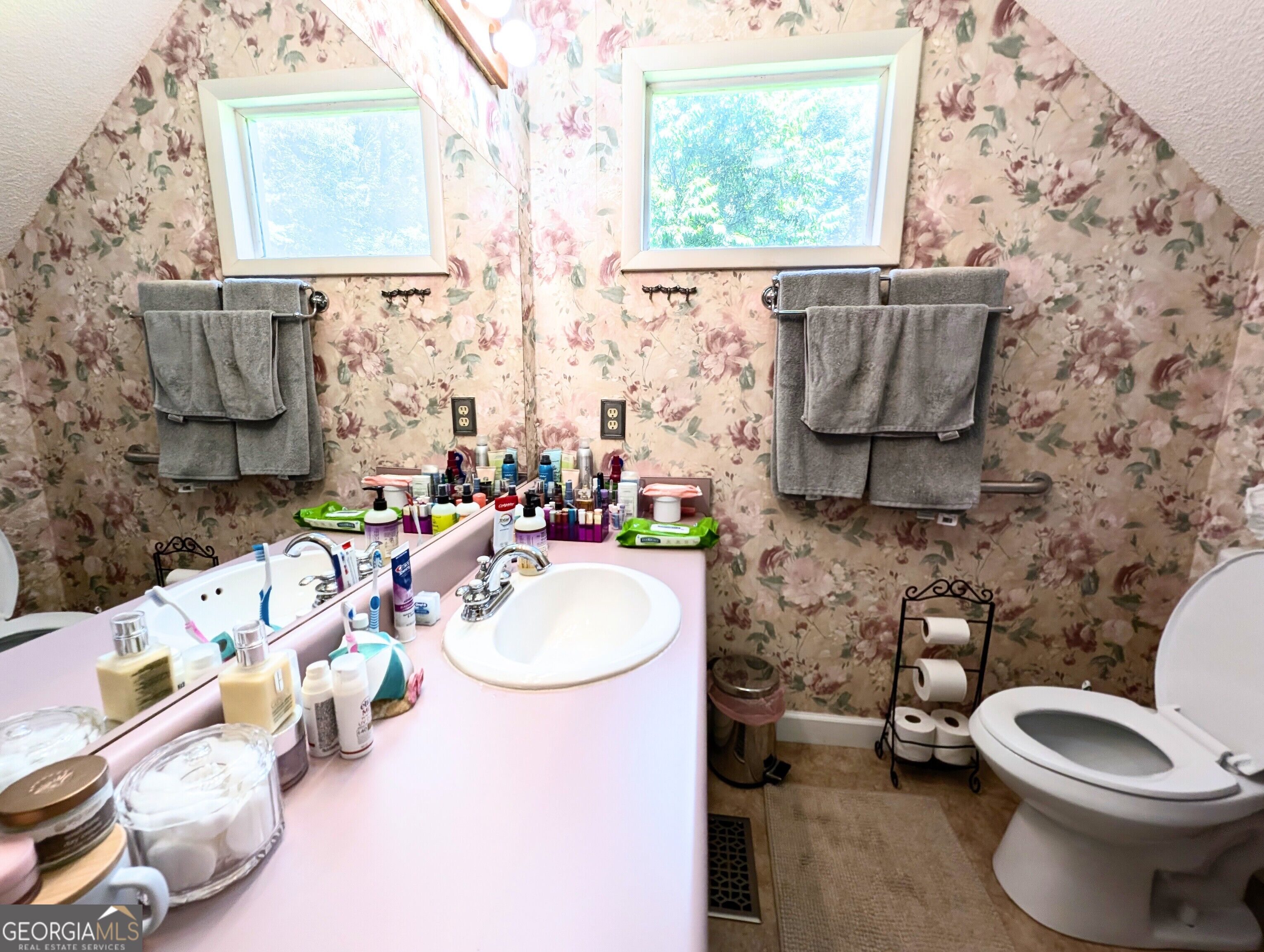 169 E Vineyard Road Property Photo 38