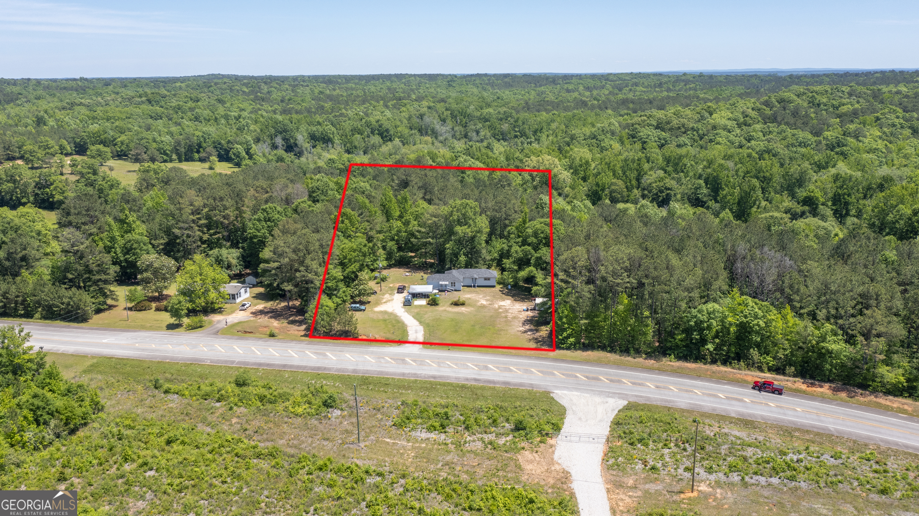 574 Warner Road Property Photo 15