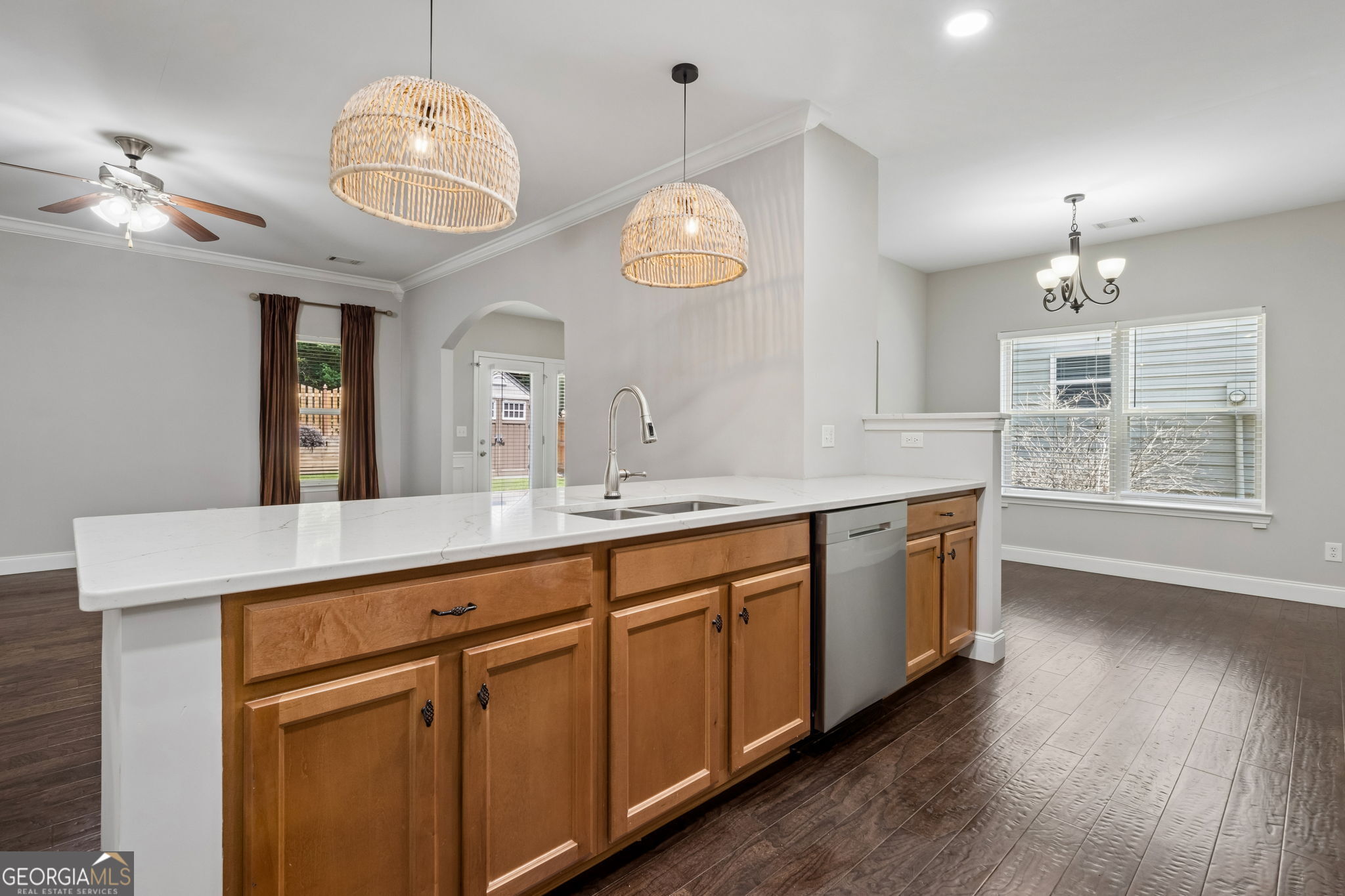 7051 Silk Tree Pointe Property Photo 6