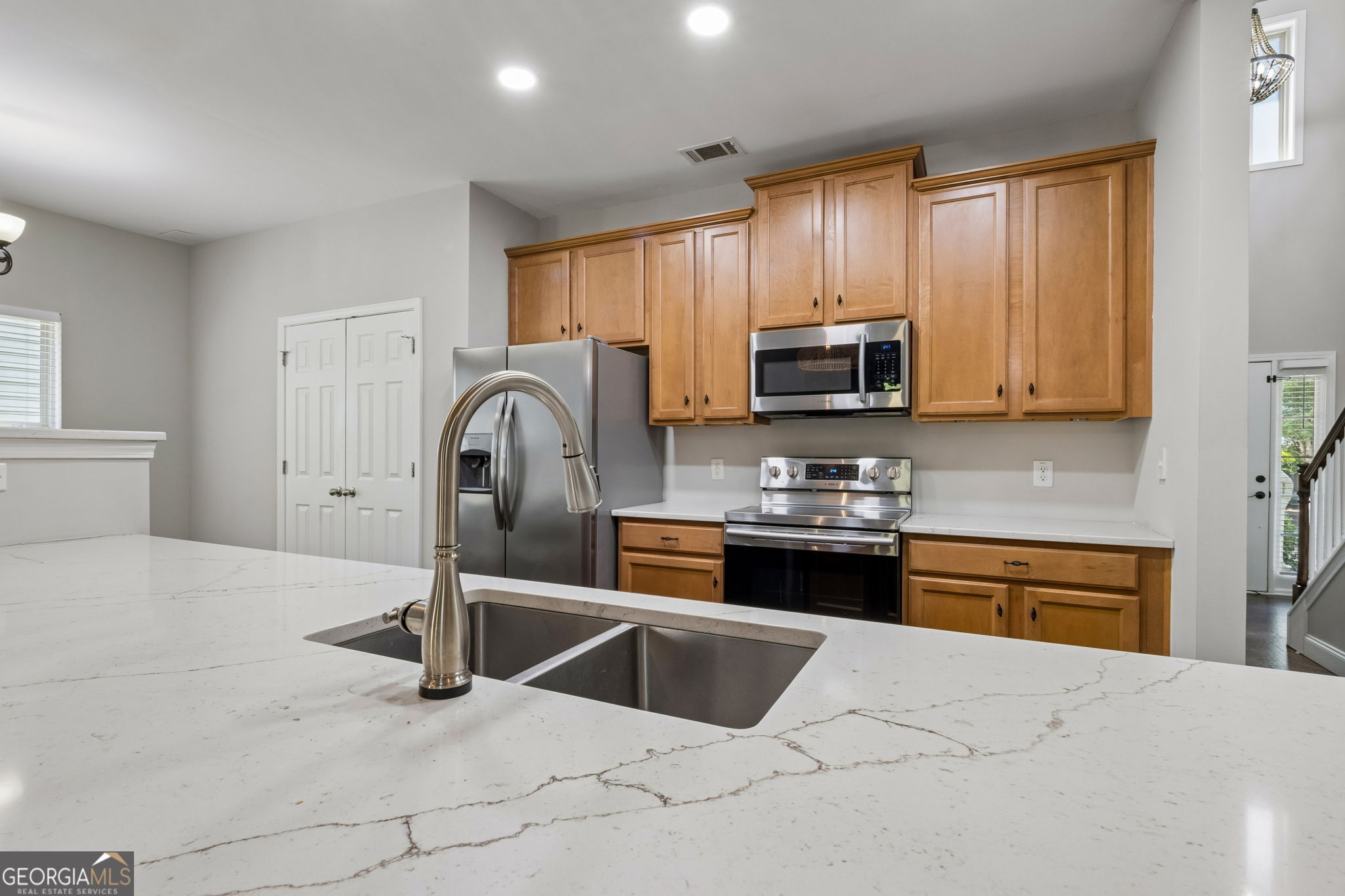 7051 Silk Tree Pointe Property Photo 11