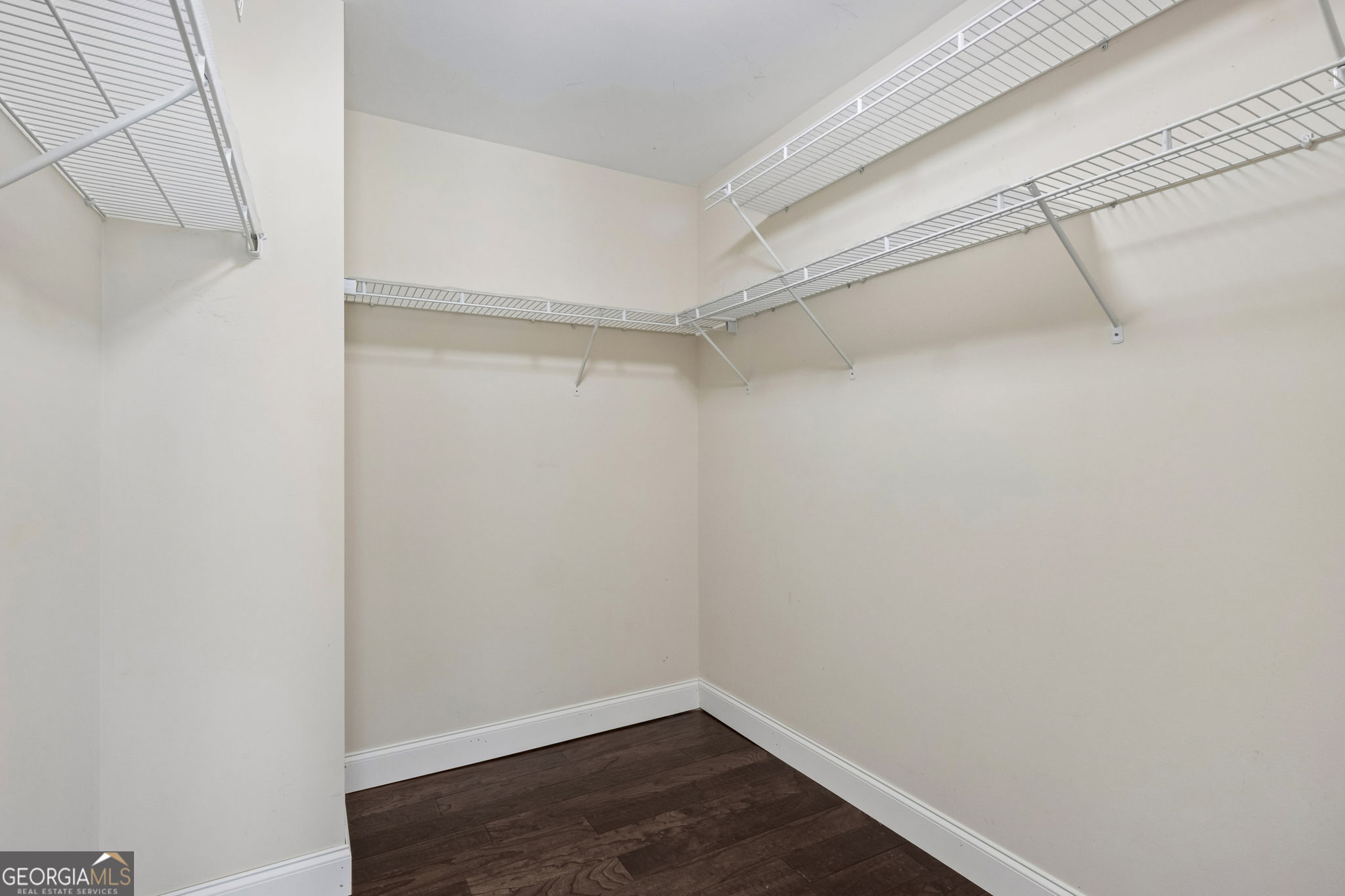 7051 Silk Tree Pointe Property Photo 38