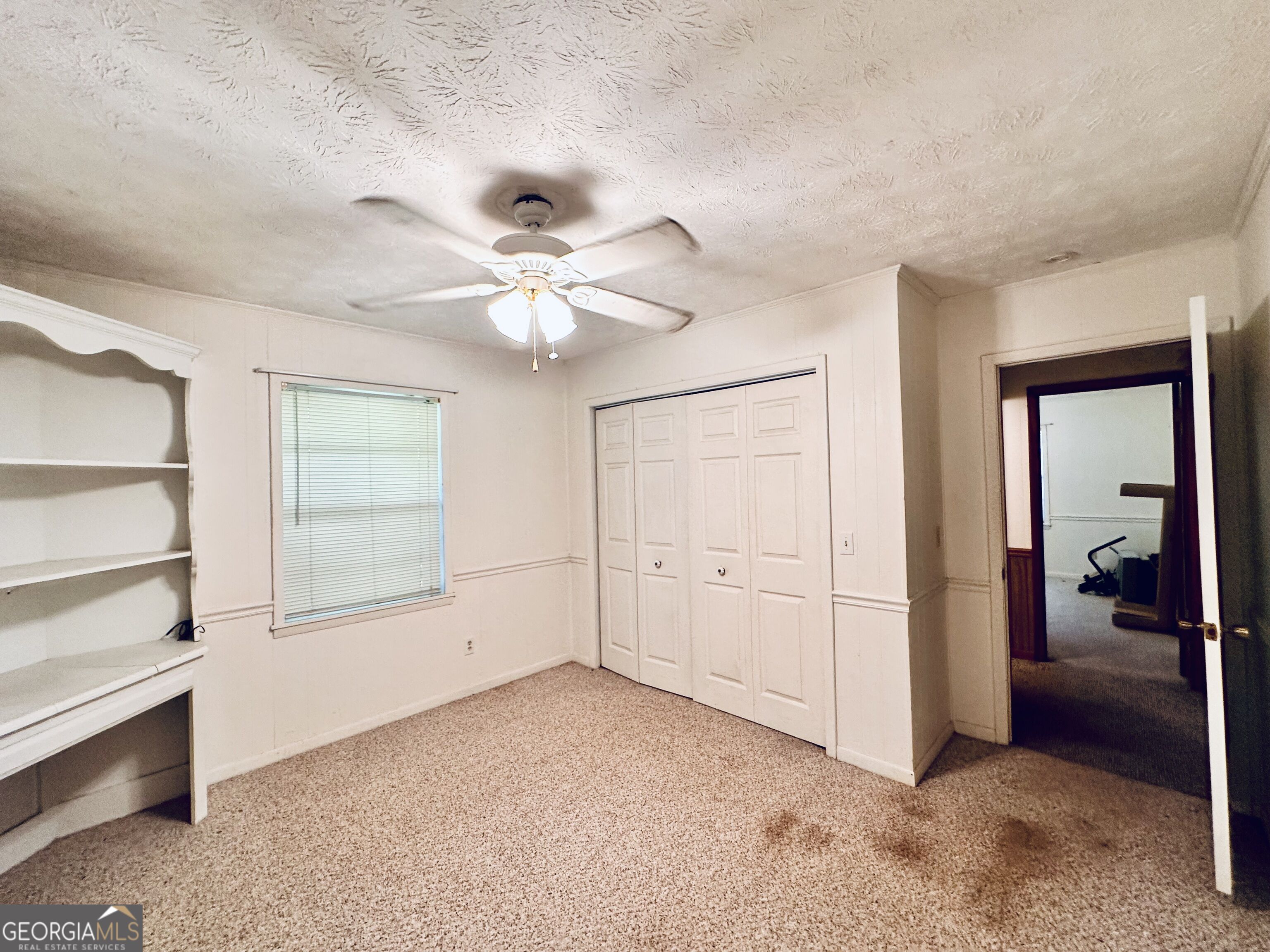 6009 James Street Property Photo 16