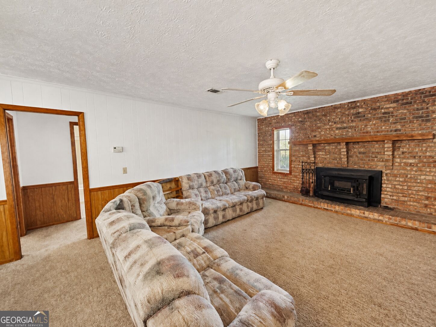 6009 James Street Property Photo 21