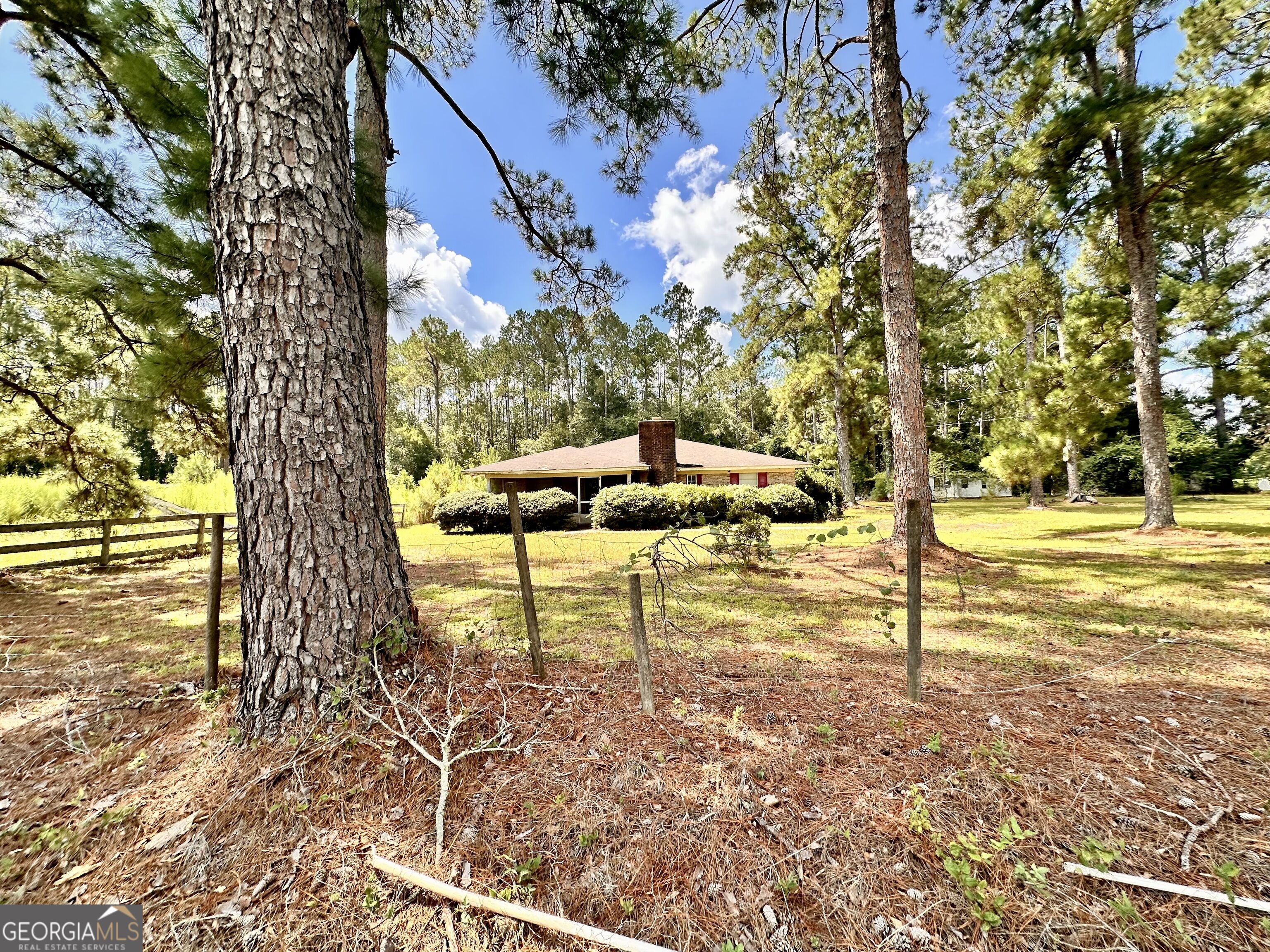 6009 James Street Property Photo 40