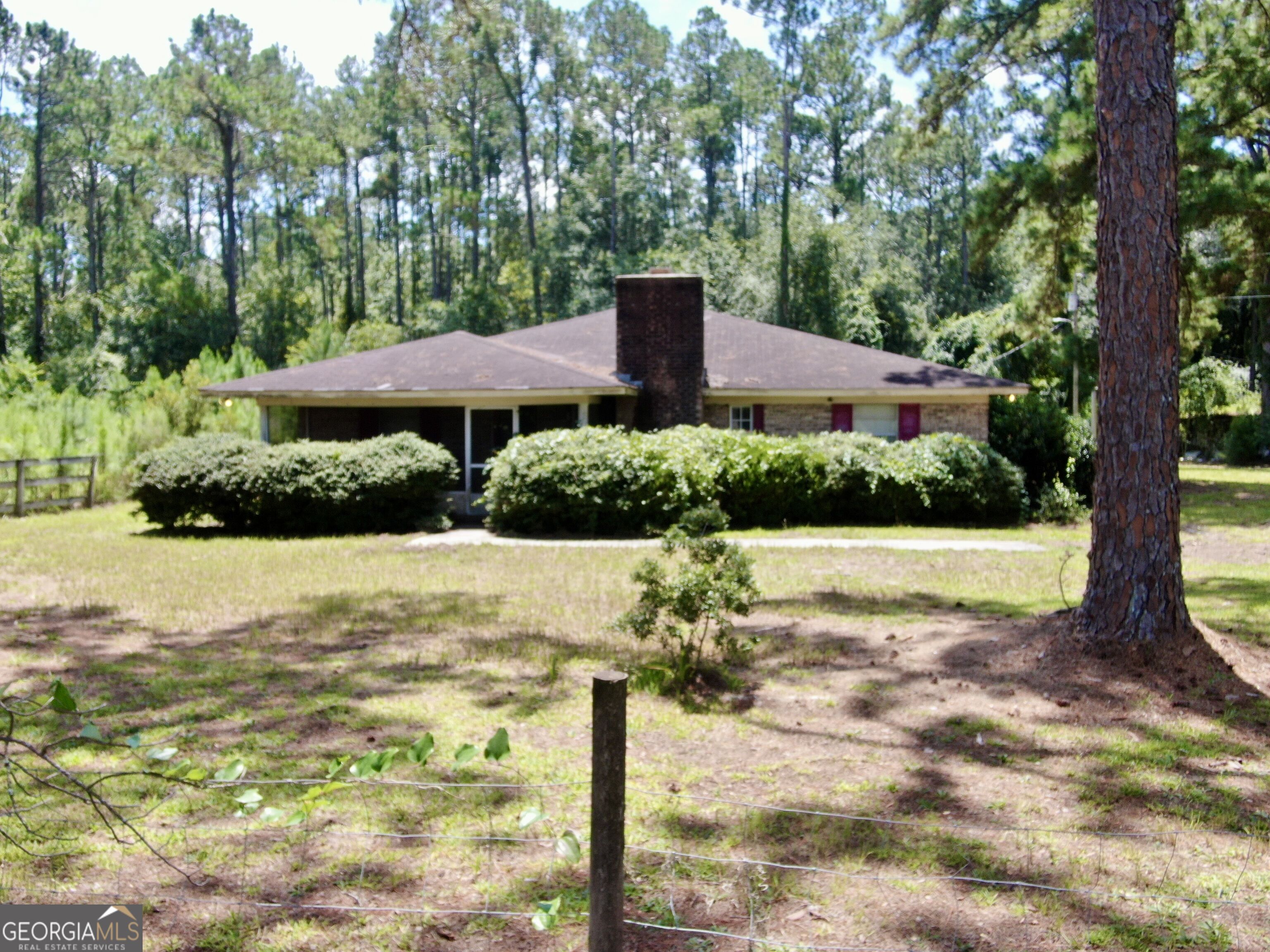 6009 James Street Property Photo 56