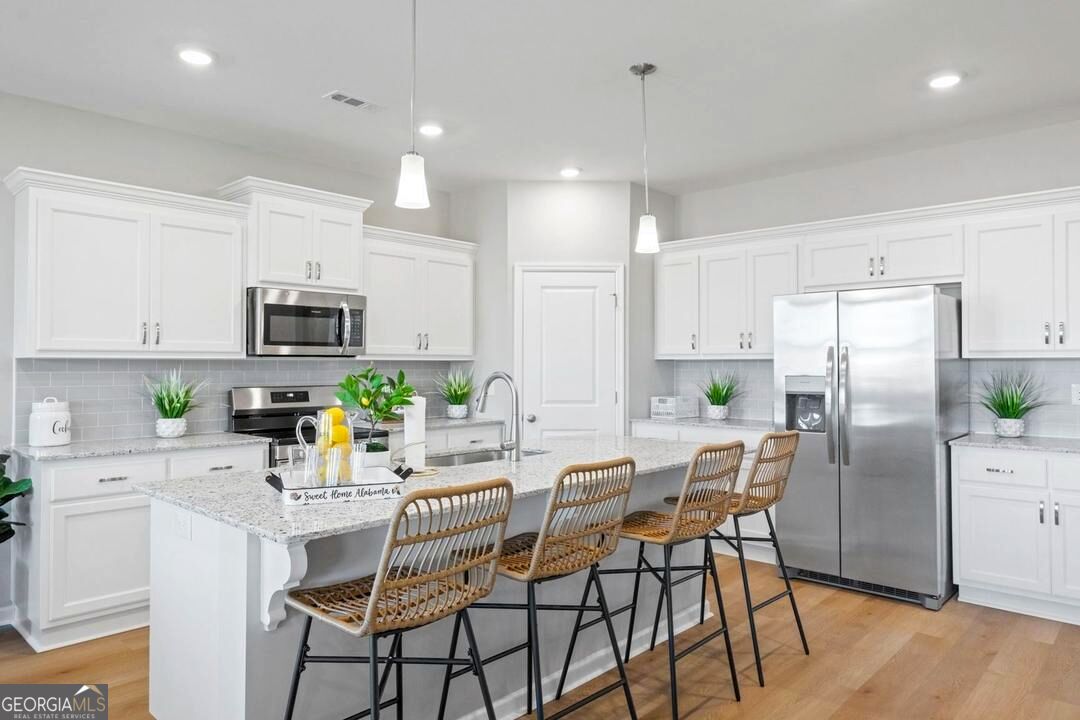 101 Buttercup Pl Property Photo 6