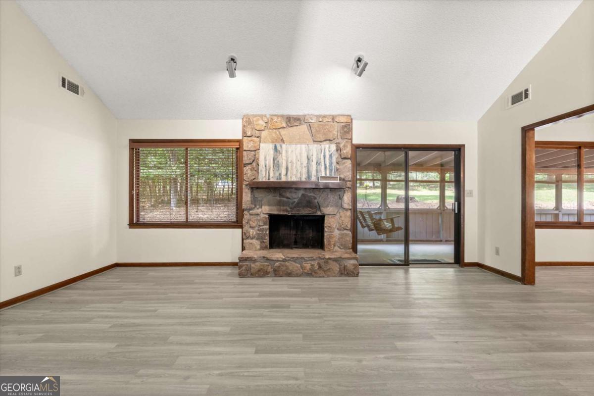 20 Sweetwood Court Property Photo 17