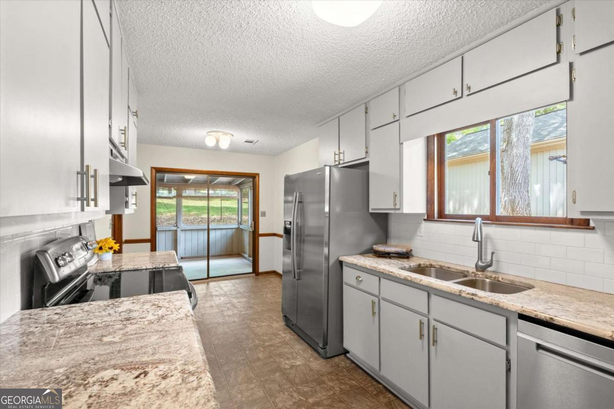 20 Sweetwood Court Property Photo 20