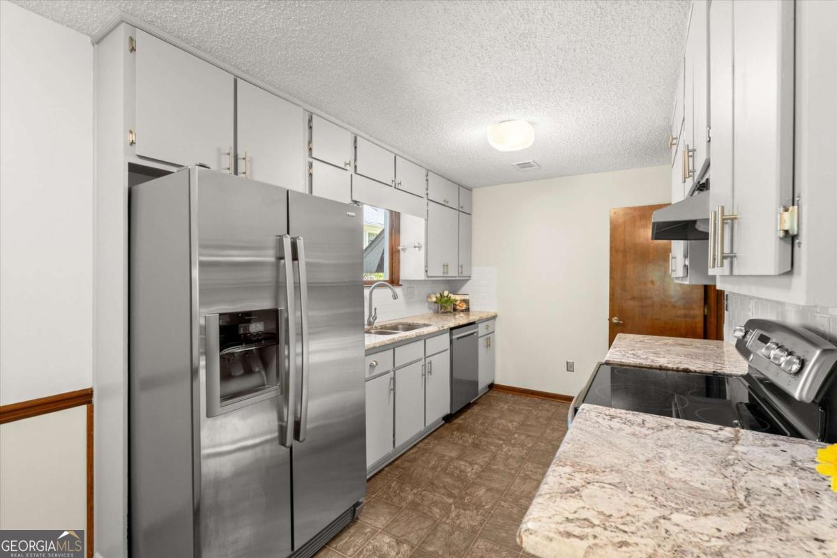 20 Sweetwood Court Property Photo 24