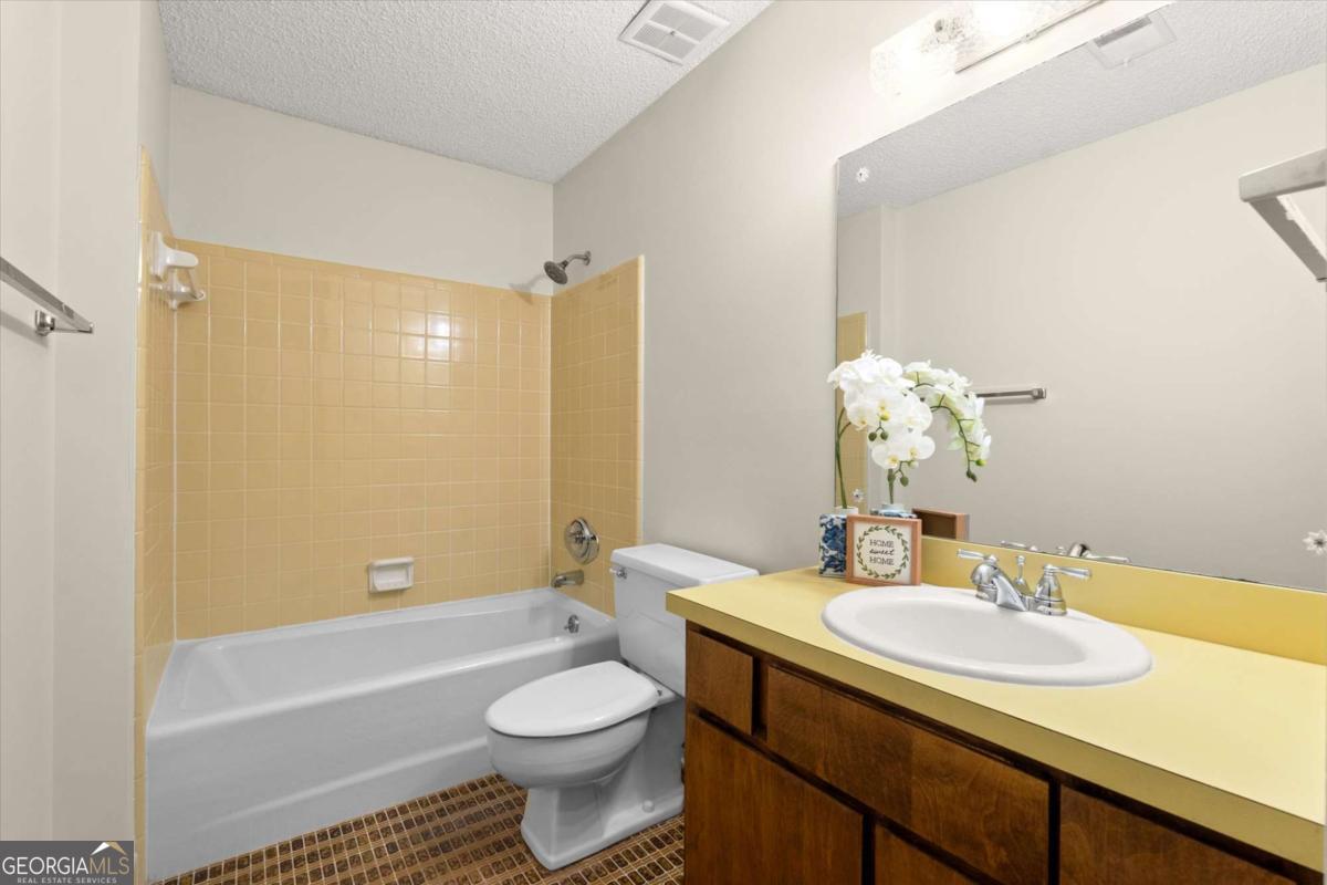 20 Sweetwood Court Property Photo 31