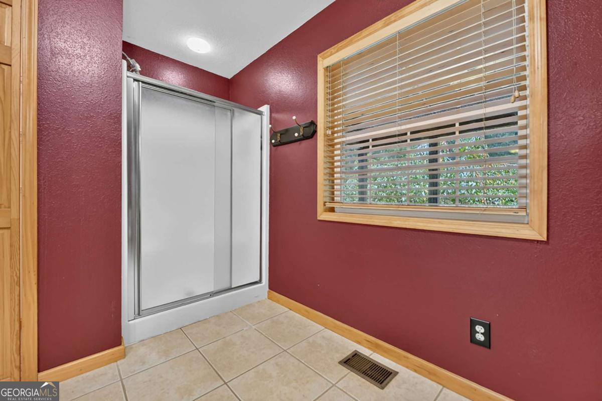 648 Posey Place Property Photo 18