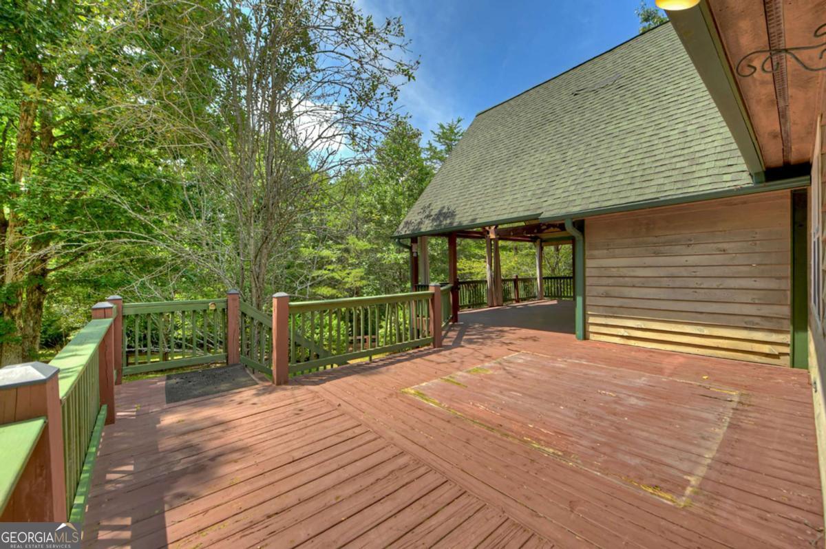 648 Posey Place Property Photo 39