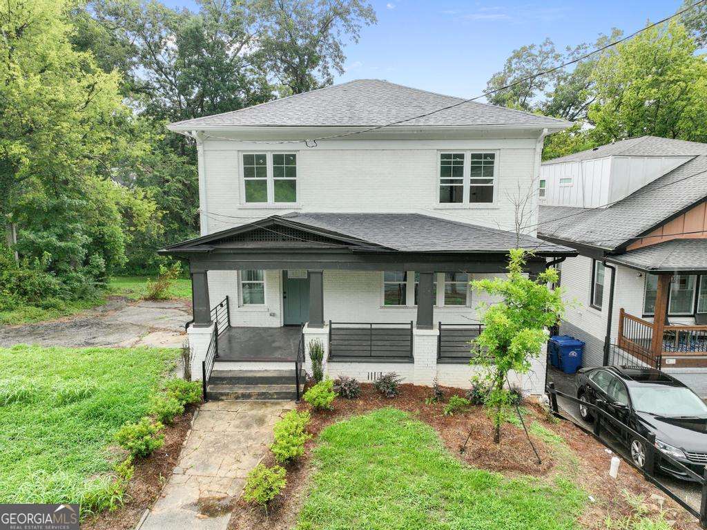 1046 Mayson Turner Road Nw Property Photo 2