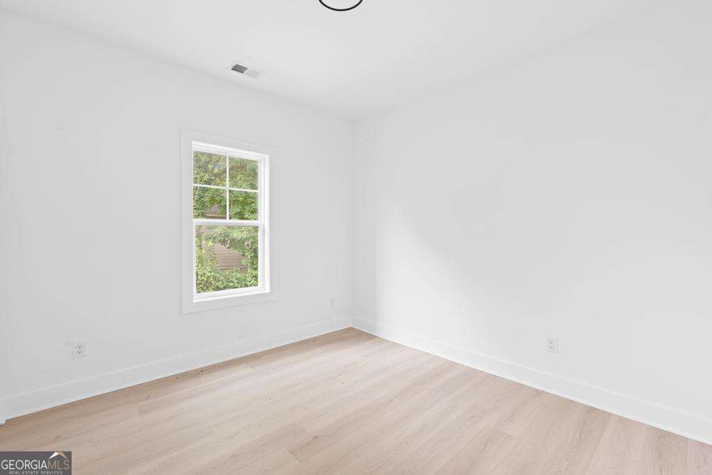 1046 Mayson Turner Road Nw Property Photo 18