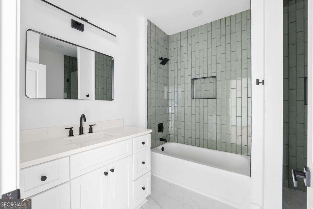1046 Mayson Turner Road Nw Property Photo 26