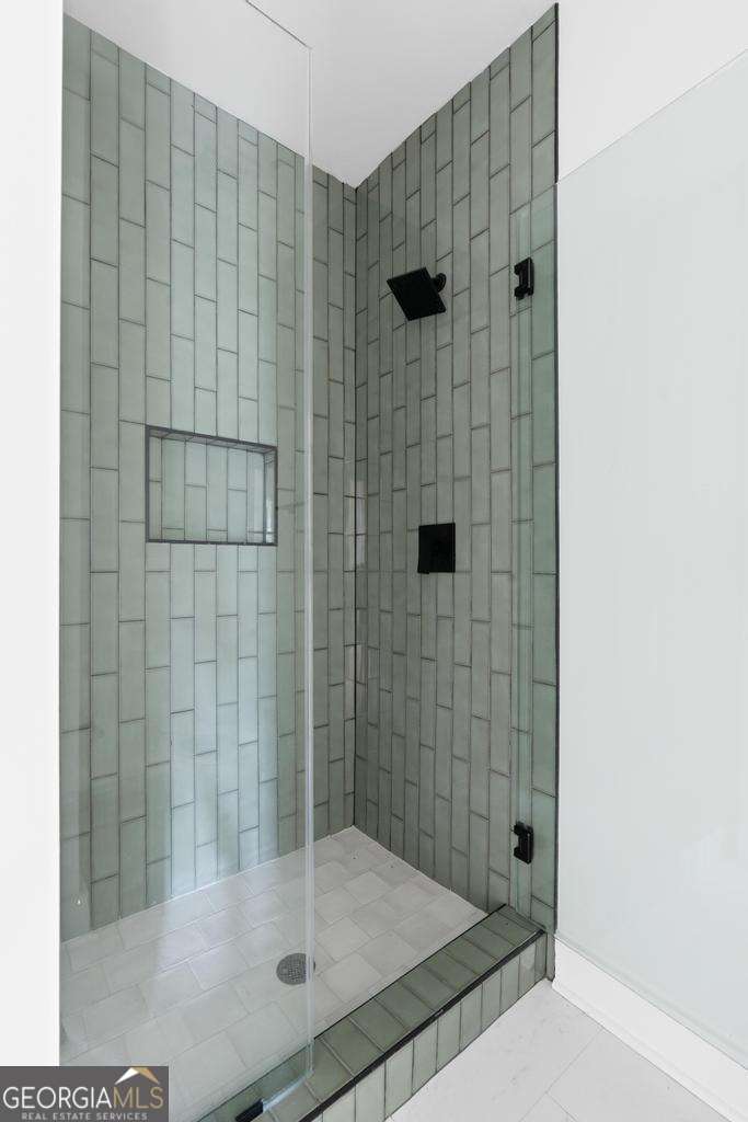 1046 Mayson Turner Road Nw Property Photo 27
