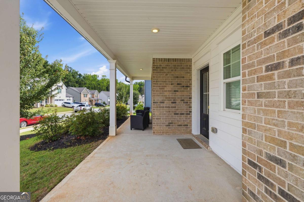 120 Paxton Lane Property Photo 2