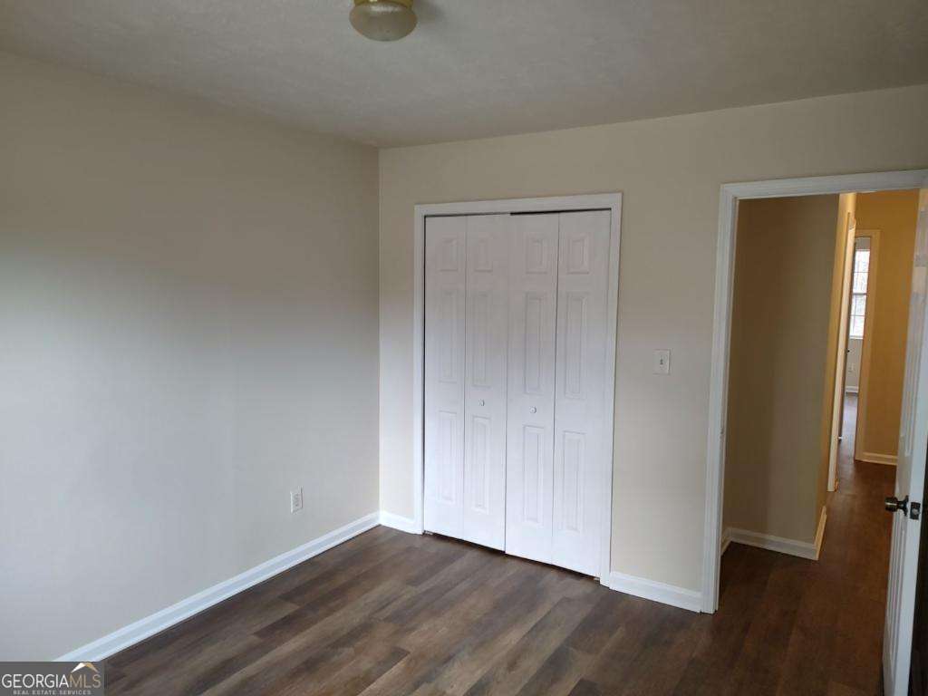 4957 N Redan Circle Property Photo 11