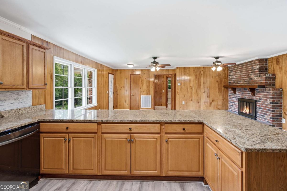 410 Jordan Street Property Photo 14