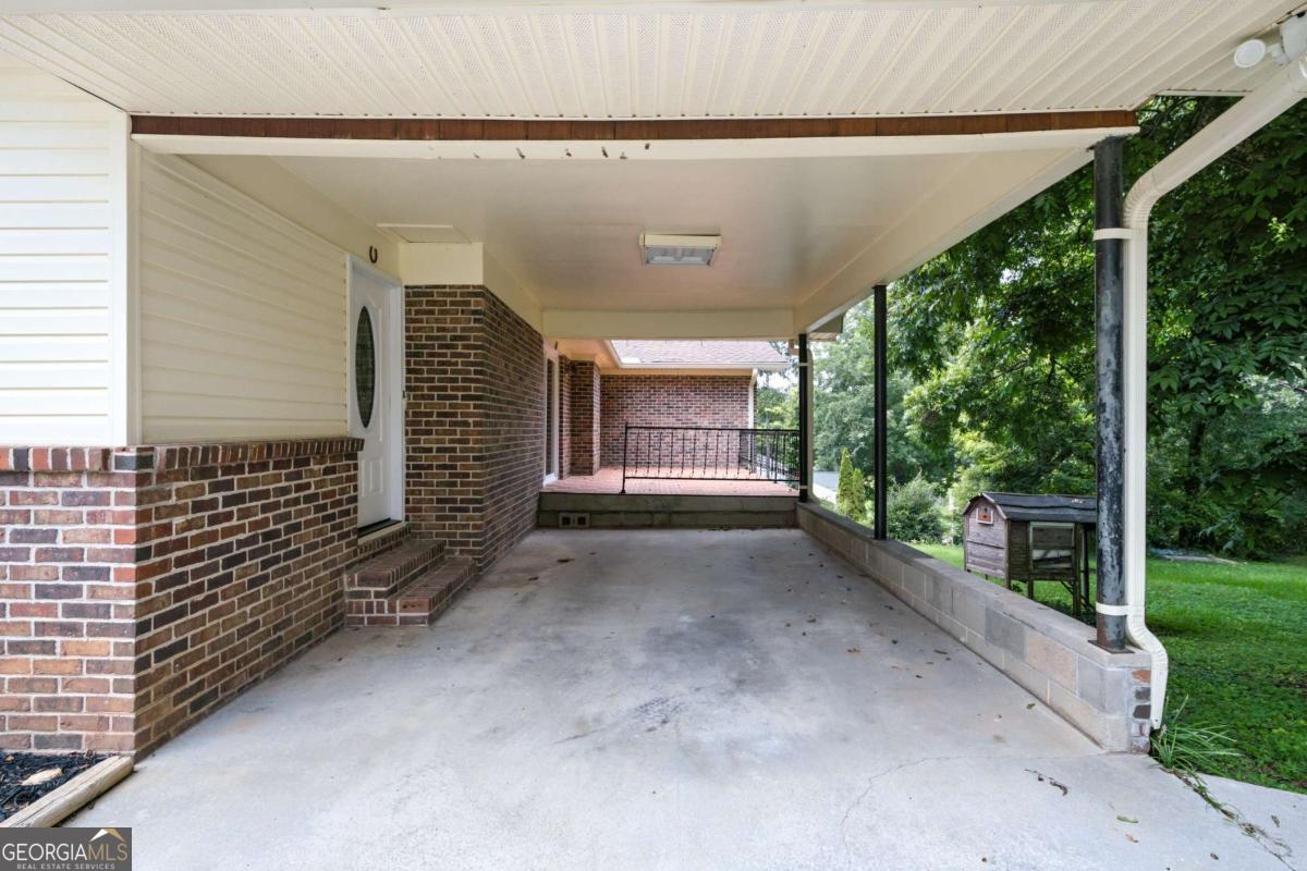 410 Jordan Street Property Photo 37