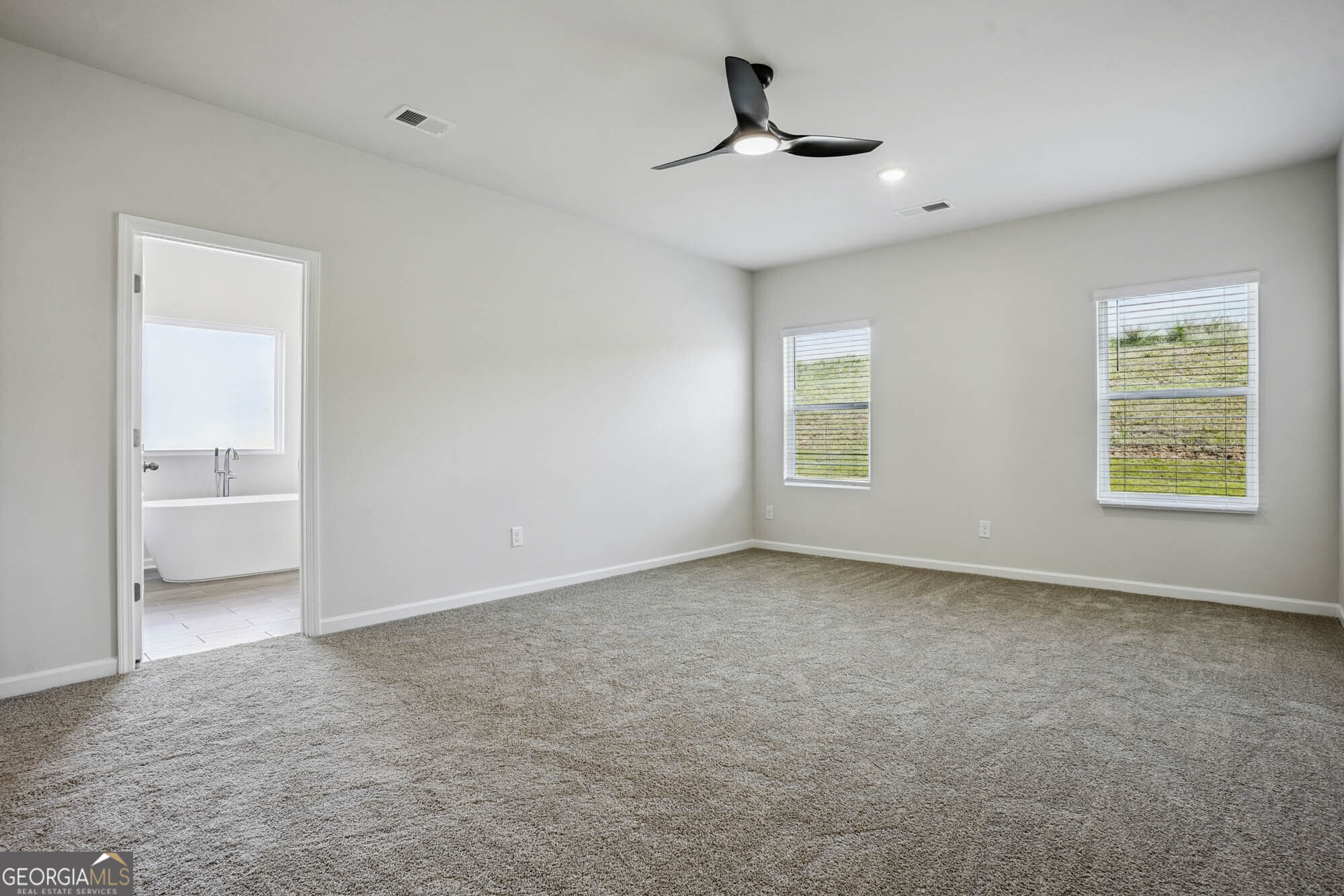 1548 Sungrown Way Property Photo 5