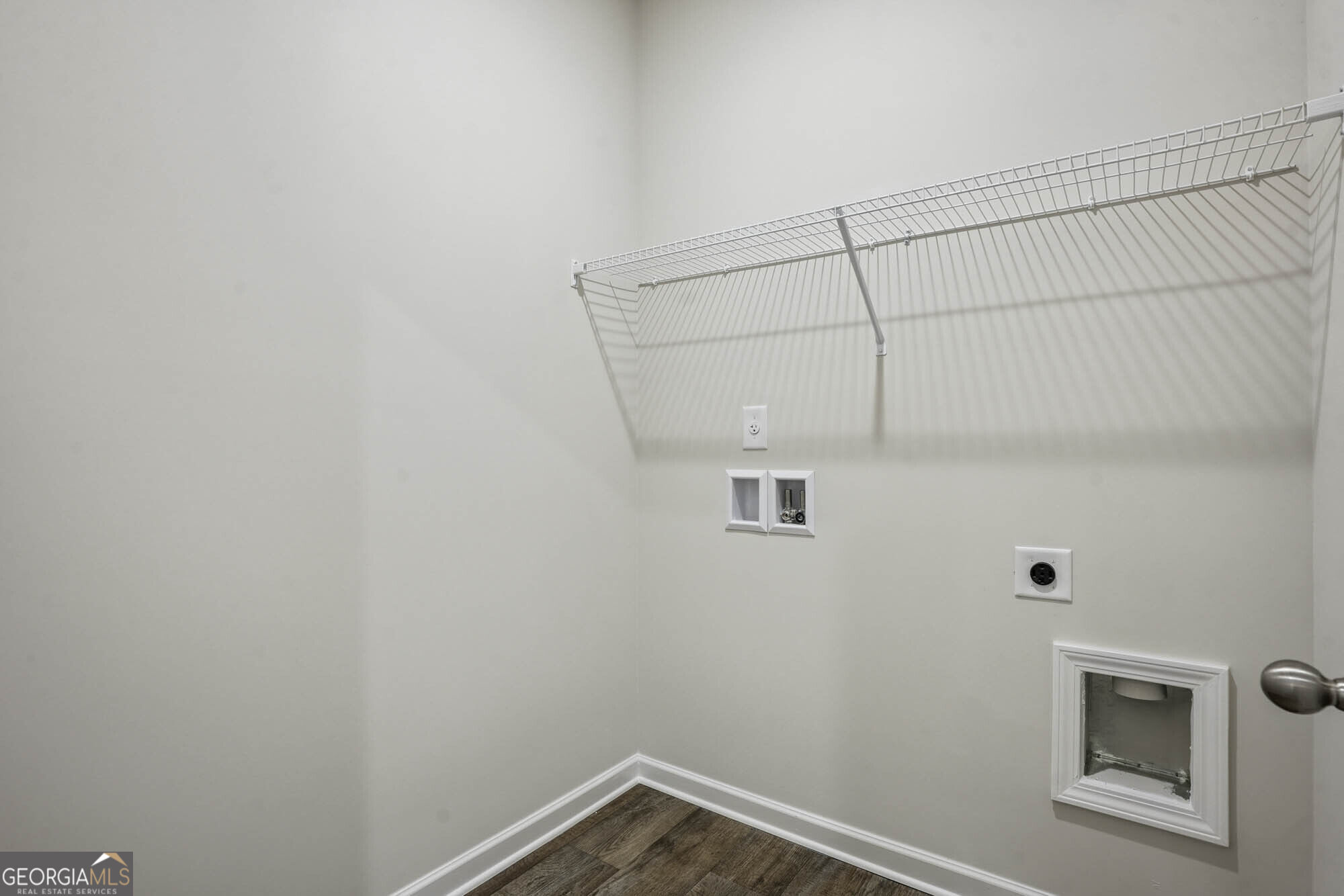 1548 Sungrown Way Property Photo 24