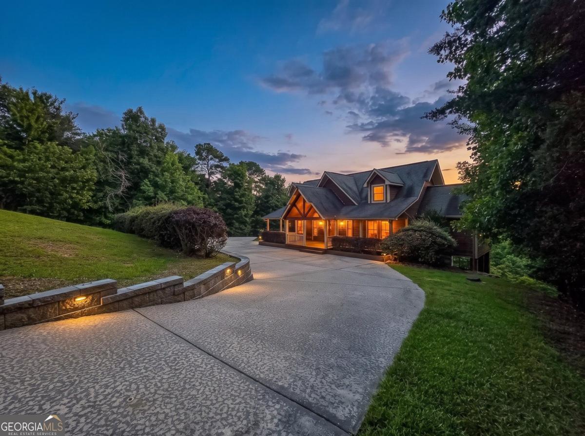 965 My Mountain Road Property Photo 4