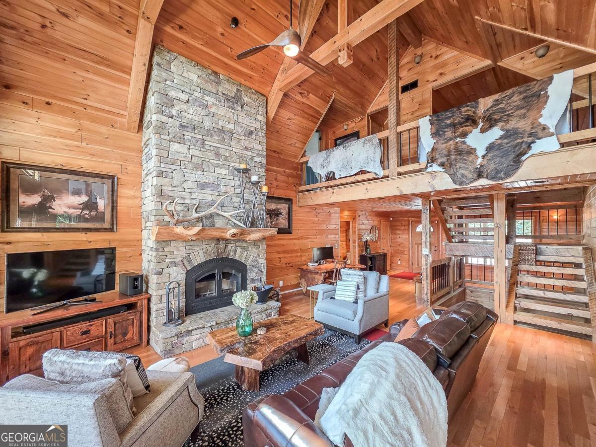 965 My Mountain Road Property Photo 11