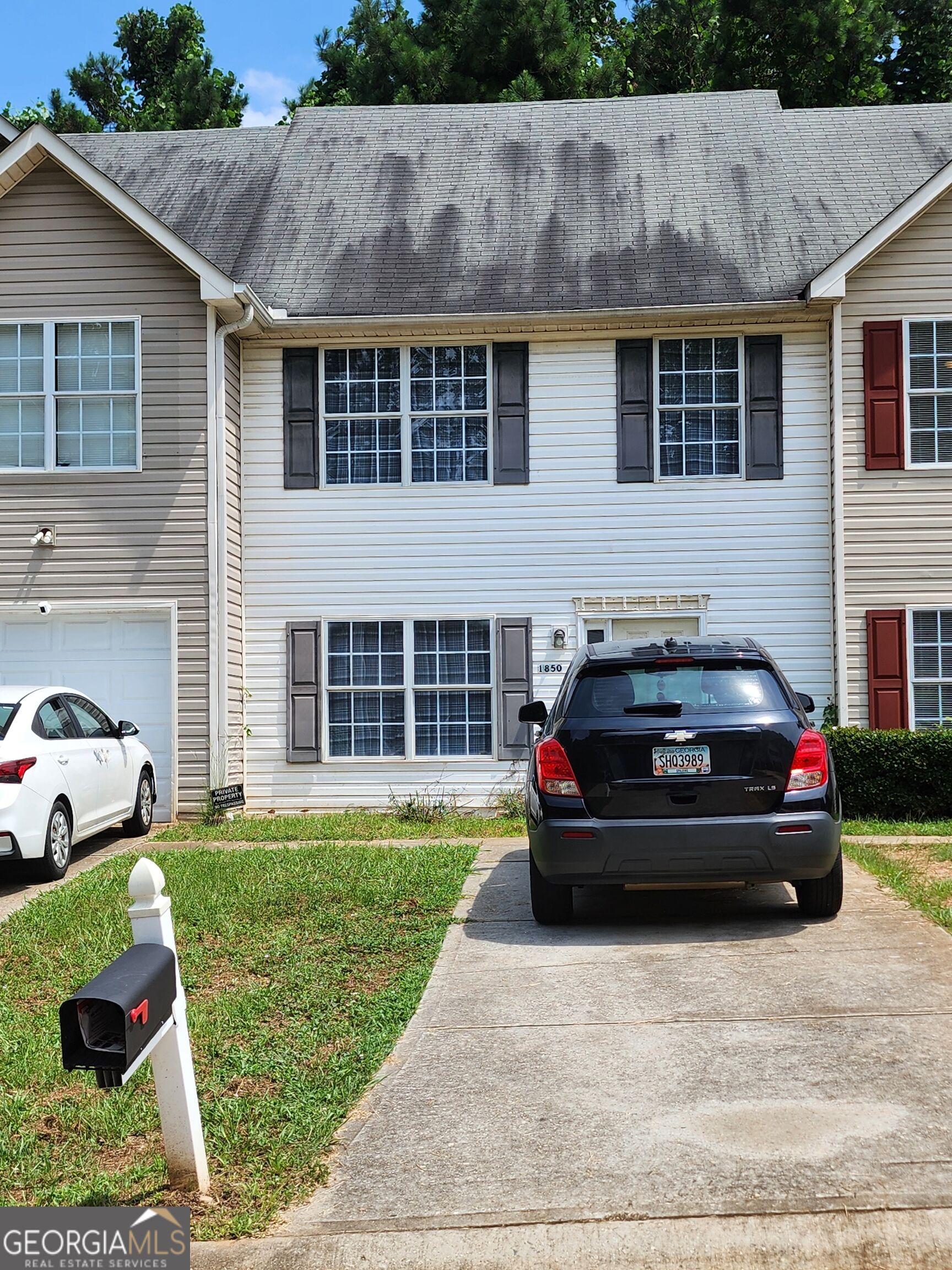 1850 Carrington Drive Property Photo 1