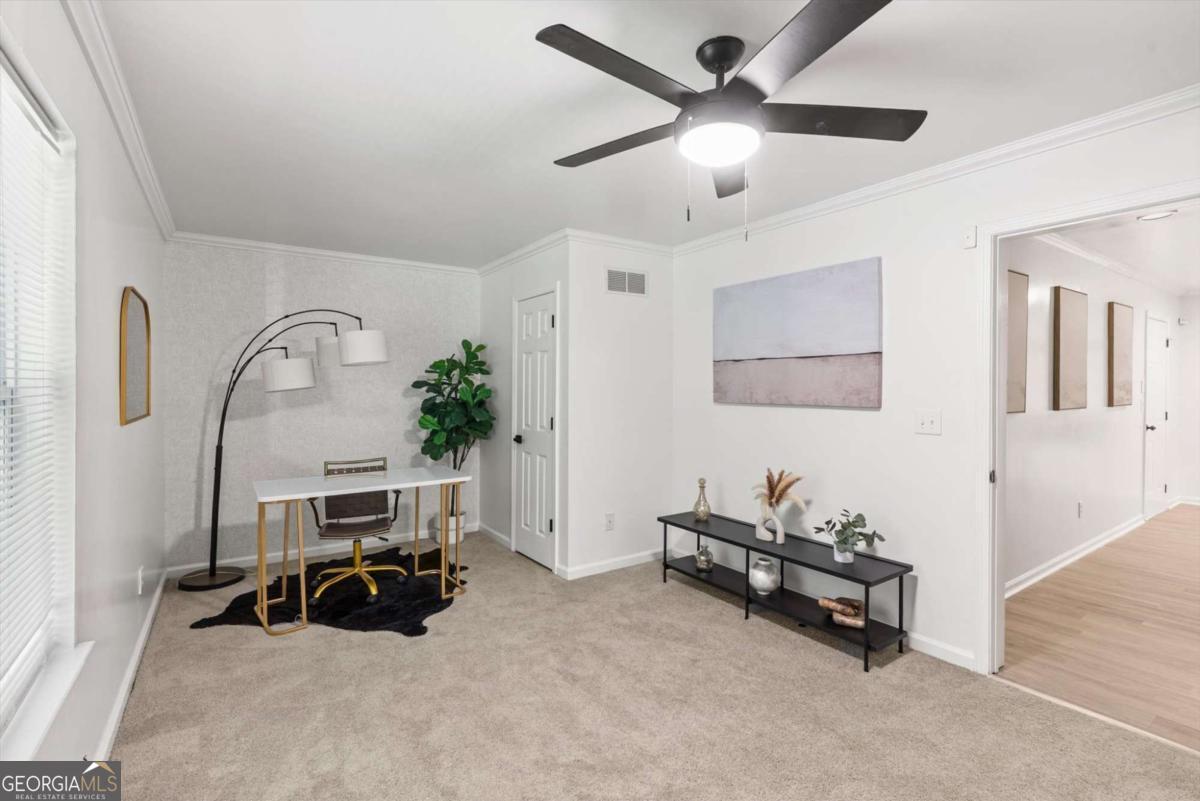 6720 Stoneleigh Way # 9 Property Photo 5