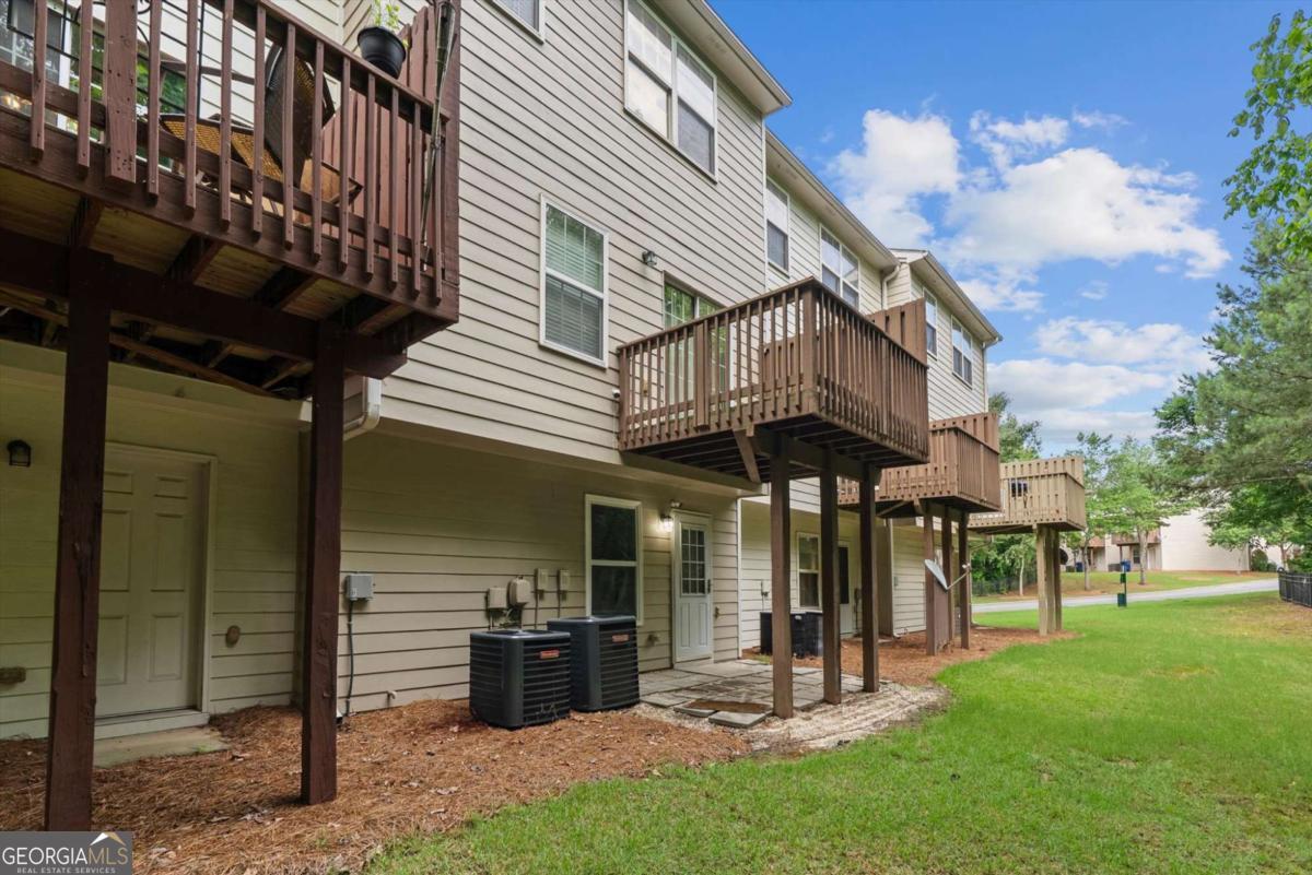 6720 Stoneleigh Way # 9 Property Photo 28