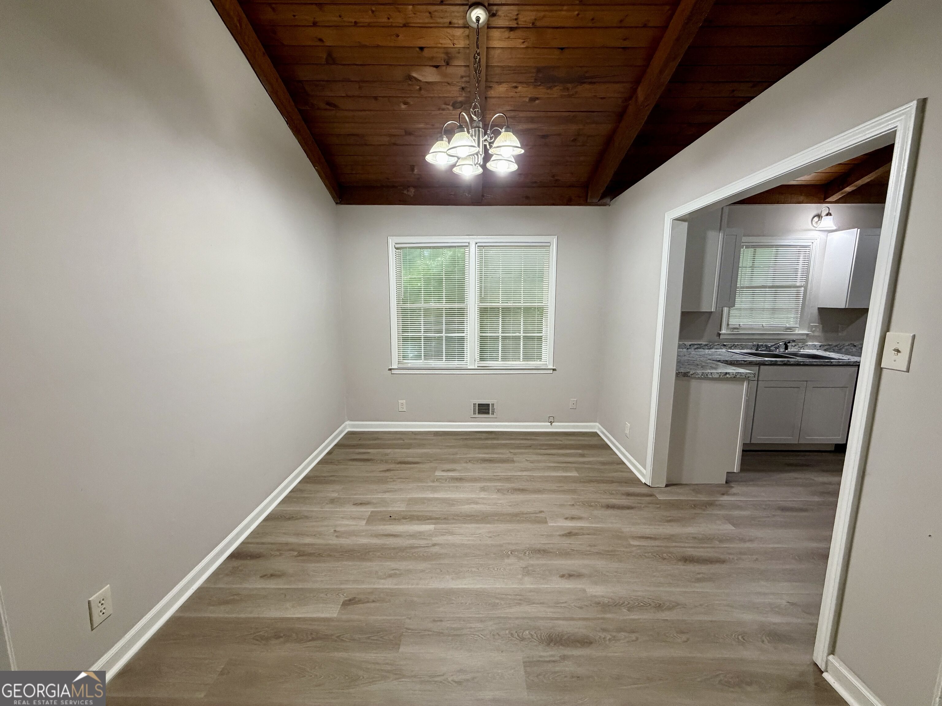 5776 Windermere Court Property Photo 6