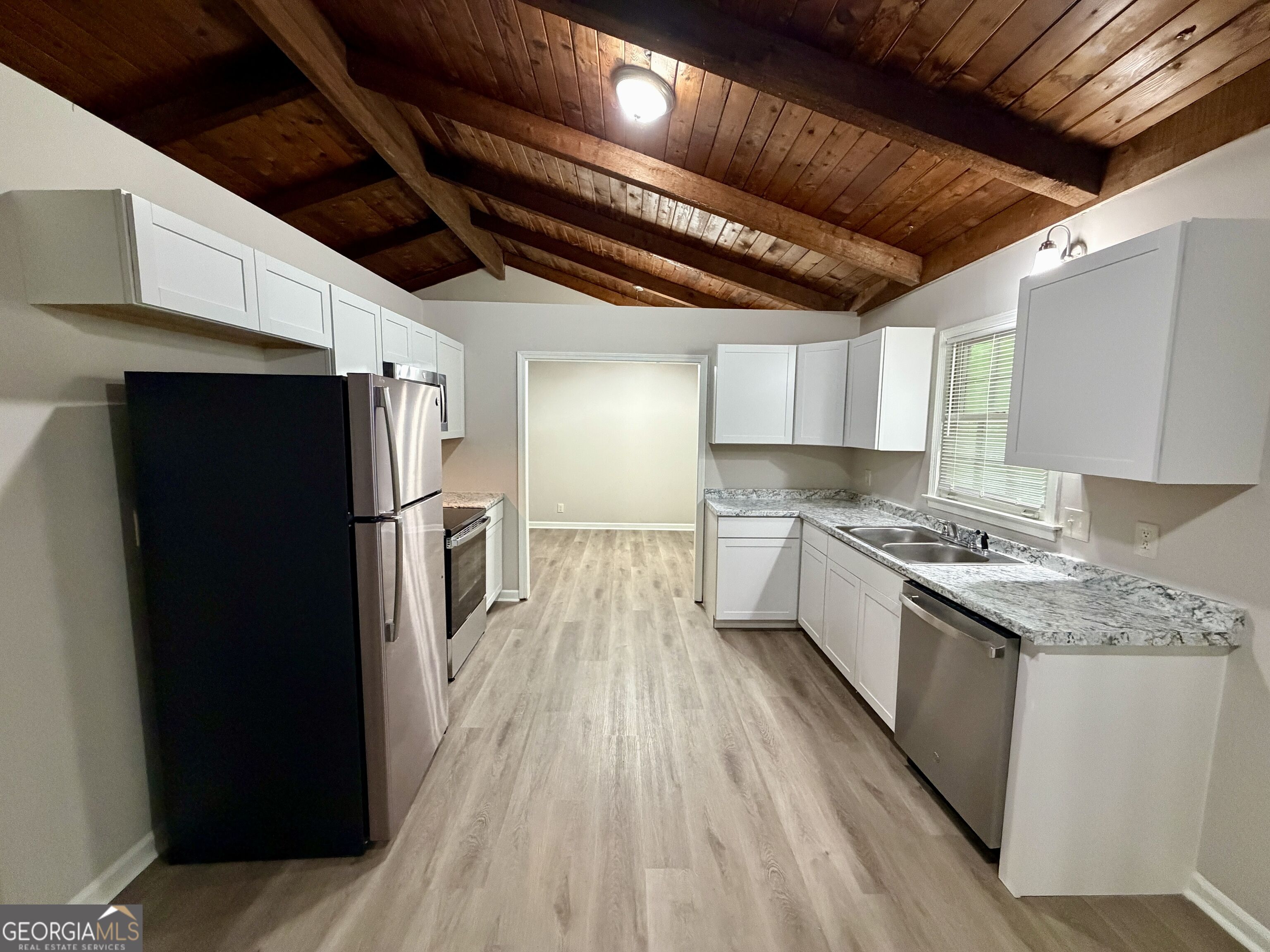 5776 Windermere Court Property Photo 8