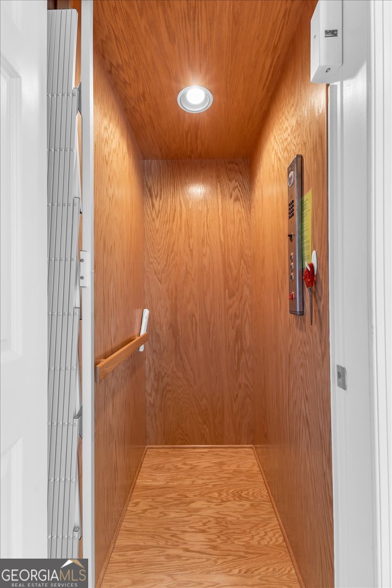 1003 River Oaks Drive Property Photo 13