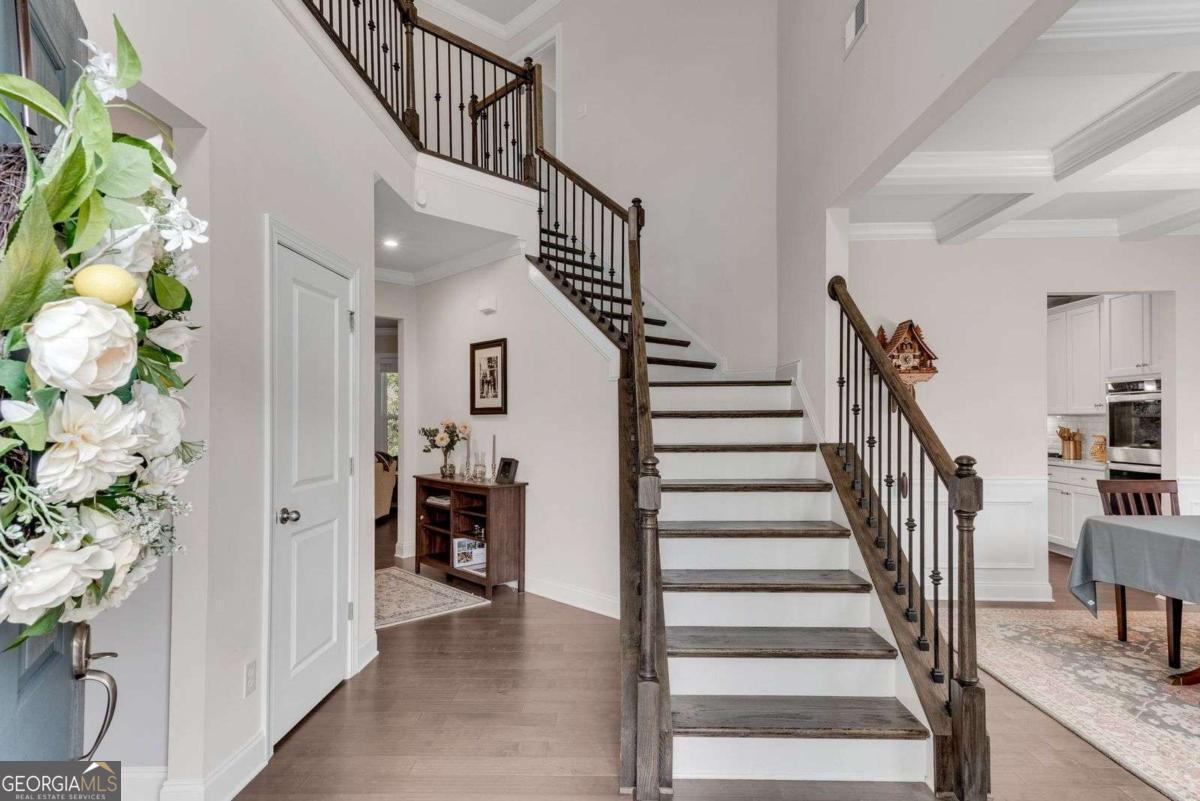 3087 Mountain Shadow Way Property Photo 4