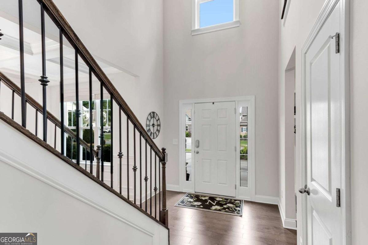 3087 Mountain Shadow Way Property Photo 5