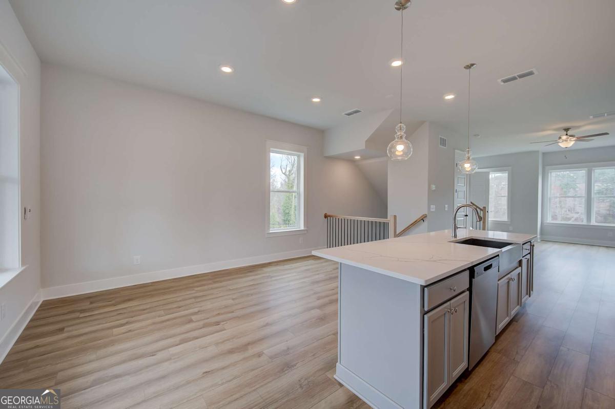 1076 Ascent Place Property Photo 8