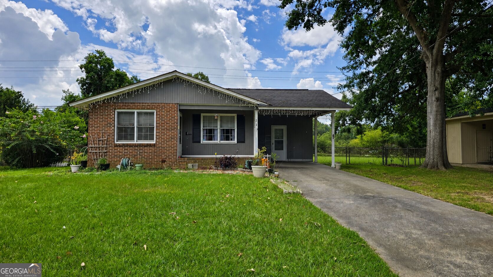 223 Meadowridge Drive Property Photo 1