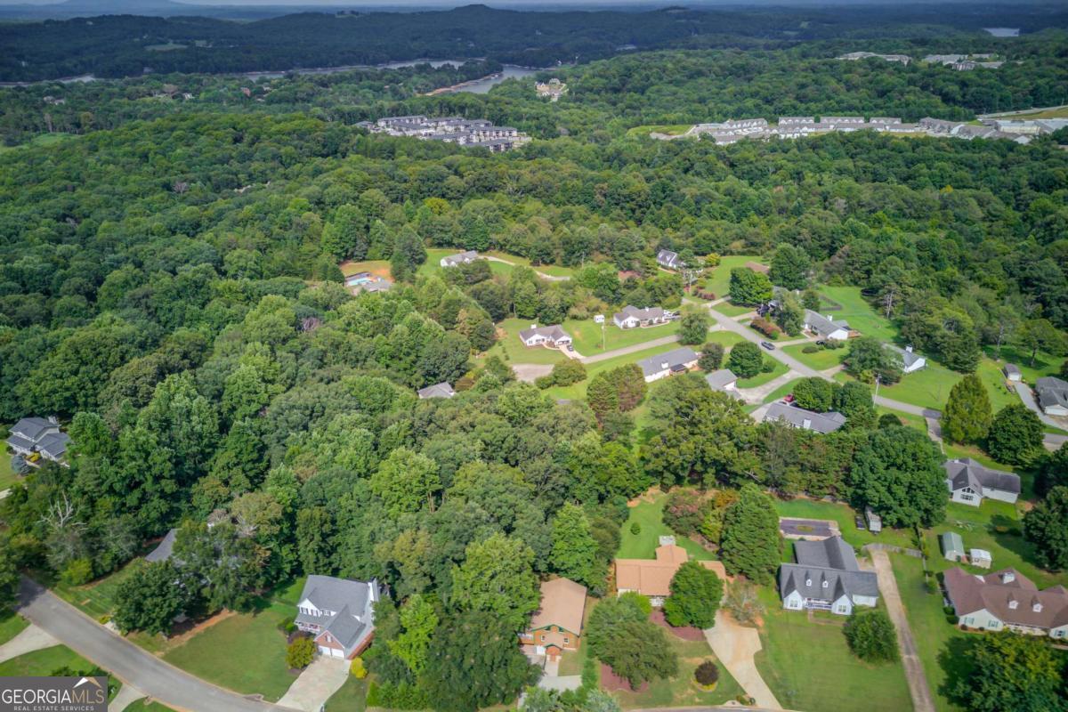 3938 Pointe N Property Photo 44