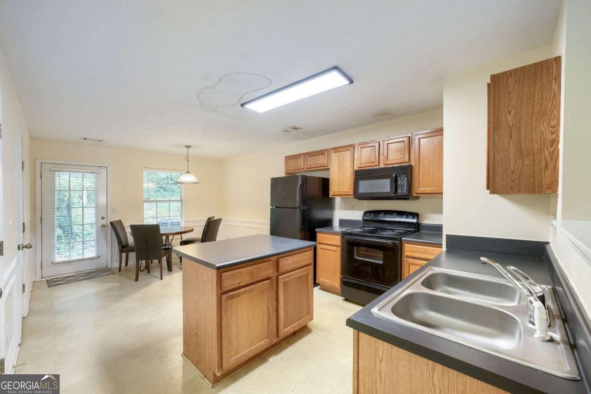 2914 Vining Ridge Terrace Property Photo 11