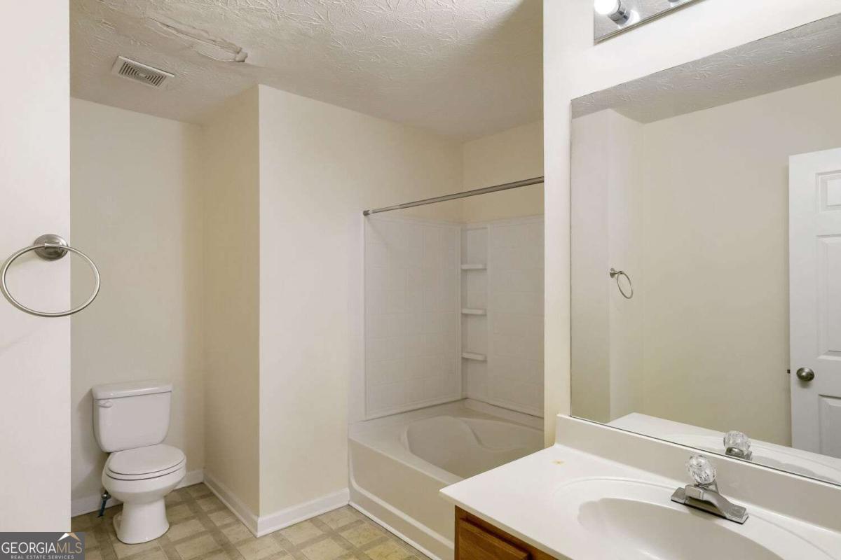 2914 Vining Ridge Terrace Property Photo 21