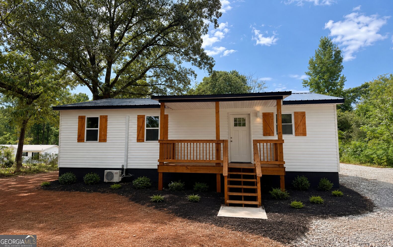 255 Cooksville Road Property Photo 1