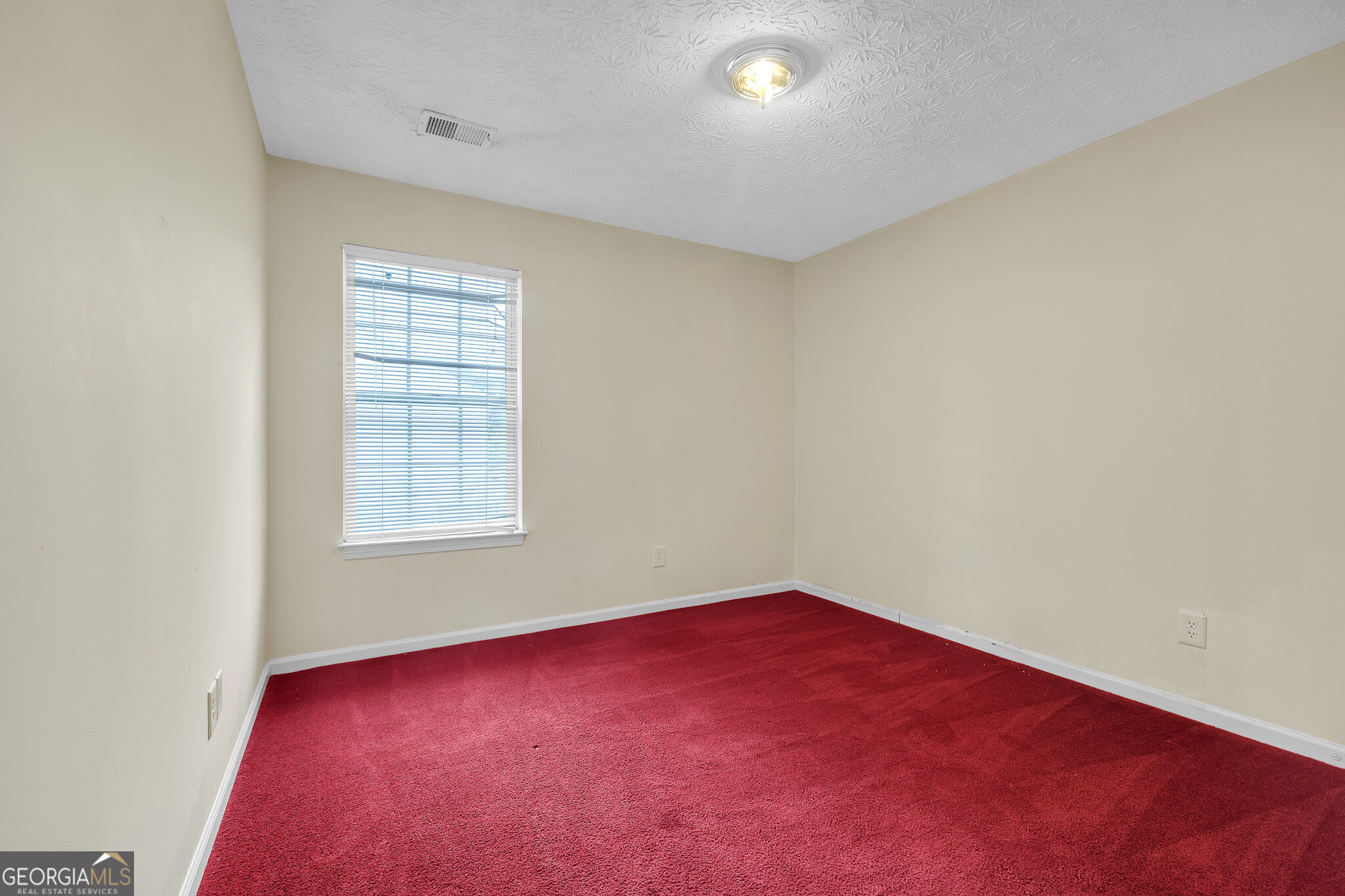 5475 Hampton Court Property Photo 17